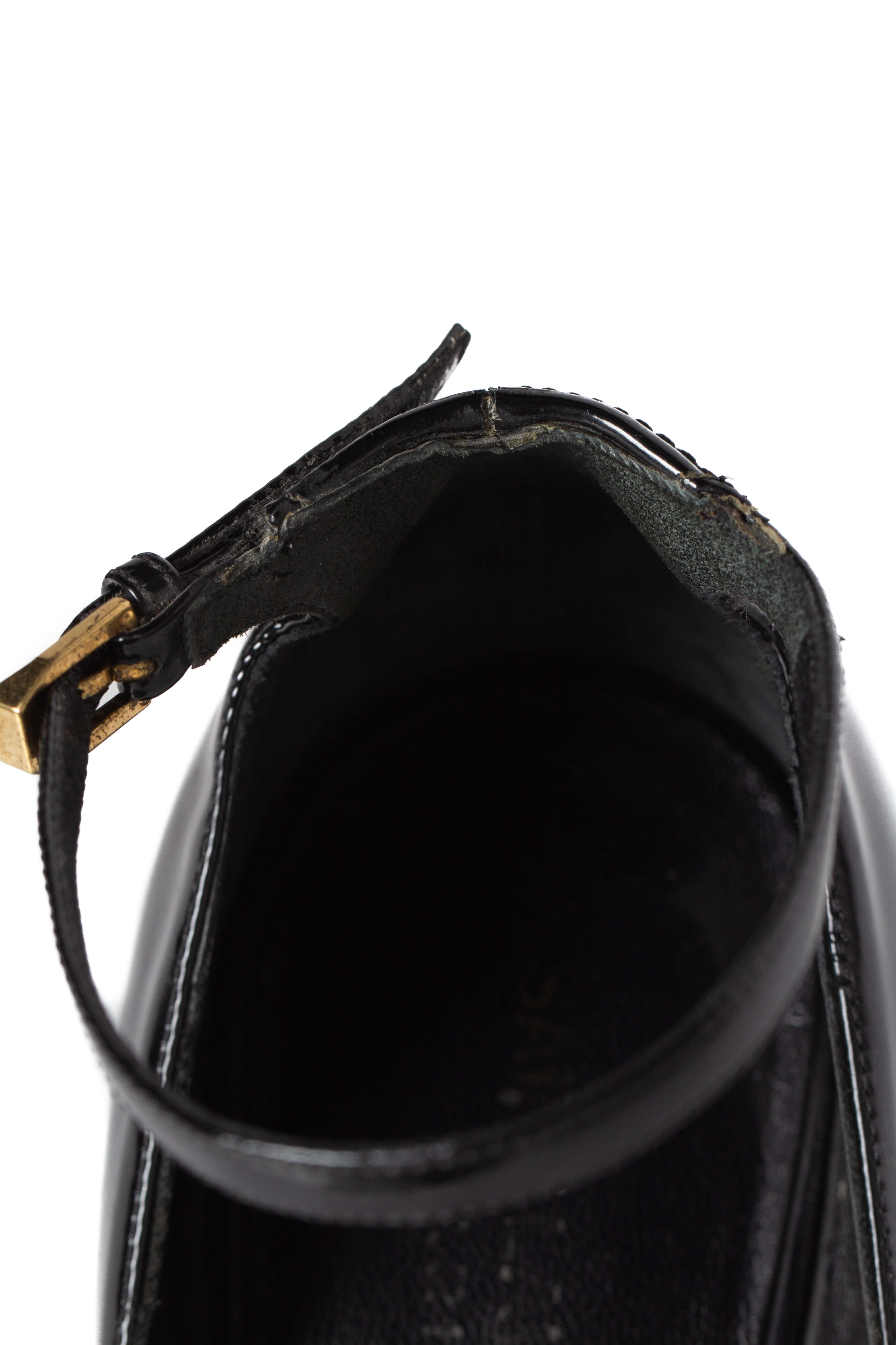 Yves Saint Laurent, talla 39