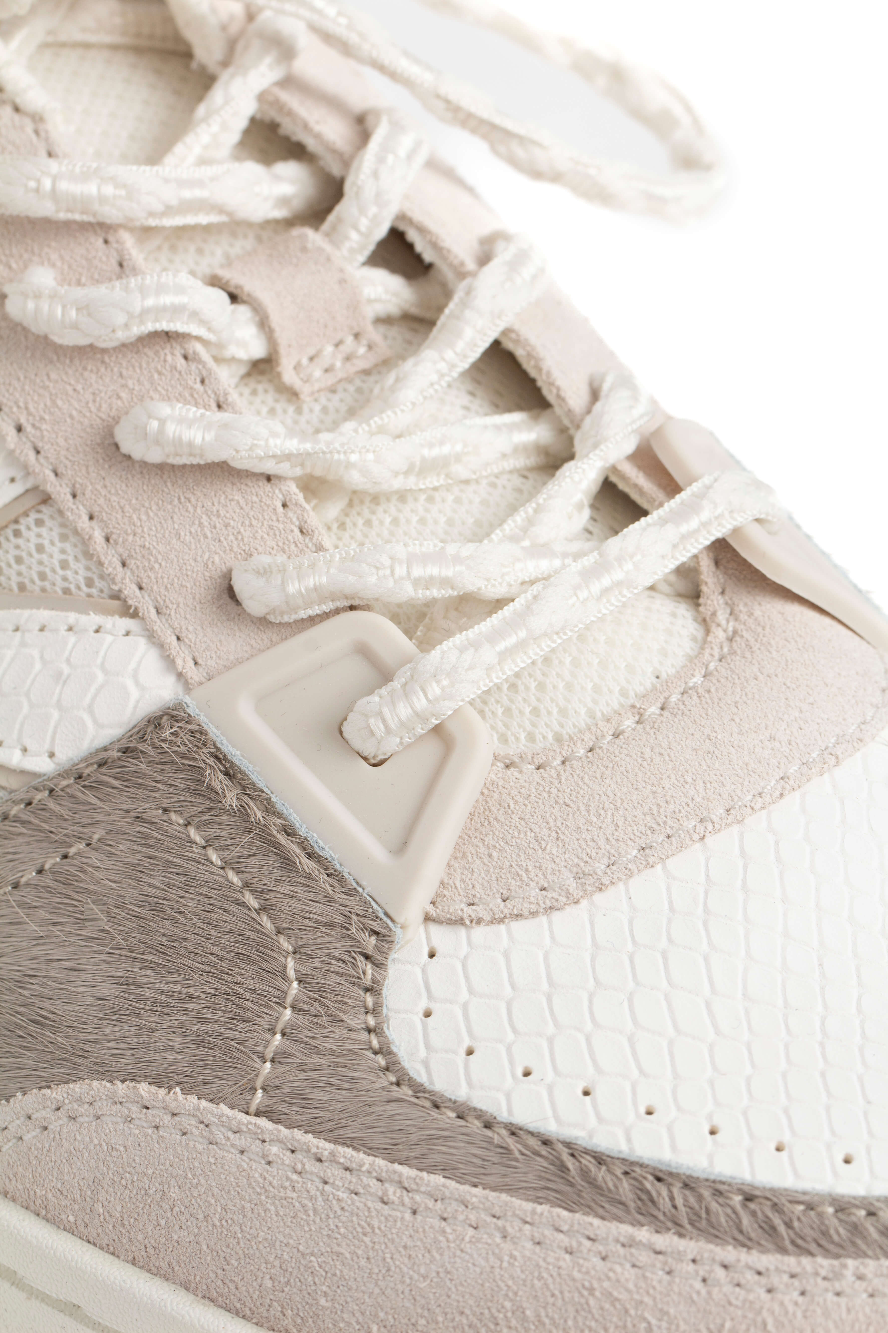 Michael Kors, Talla 9