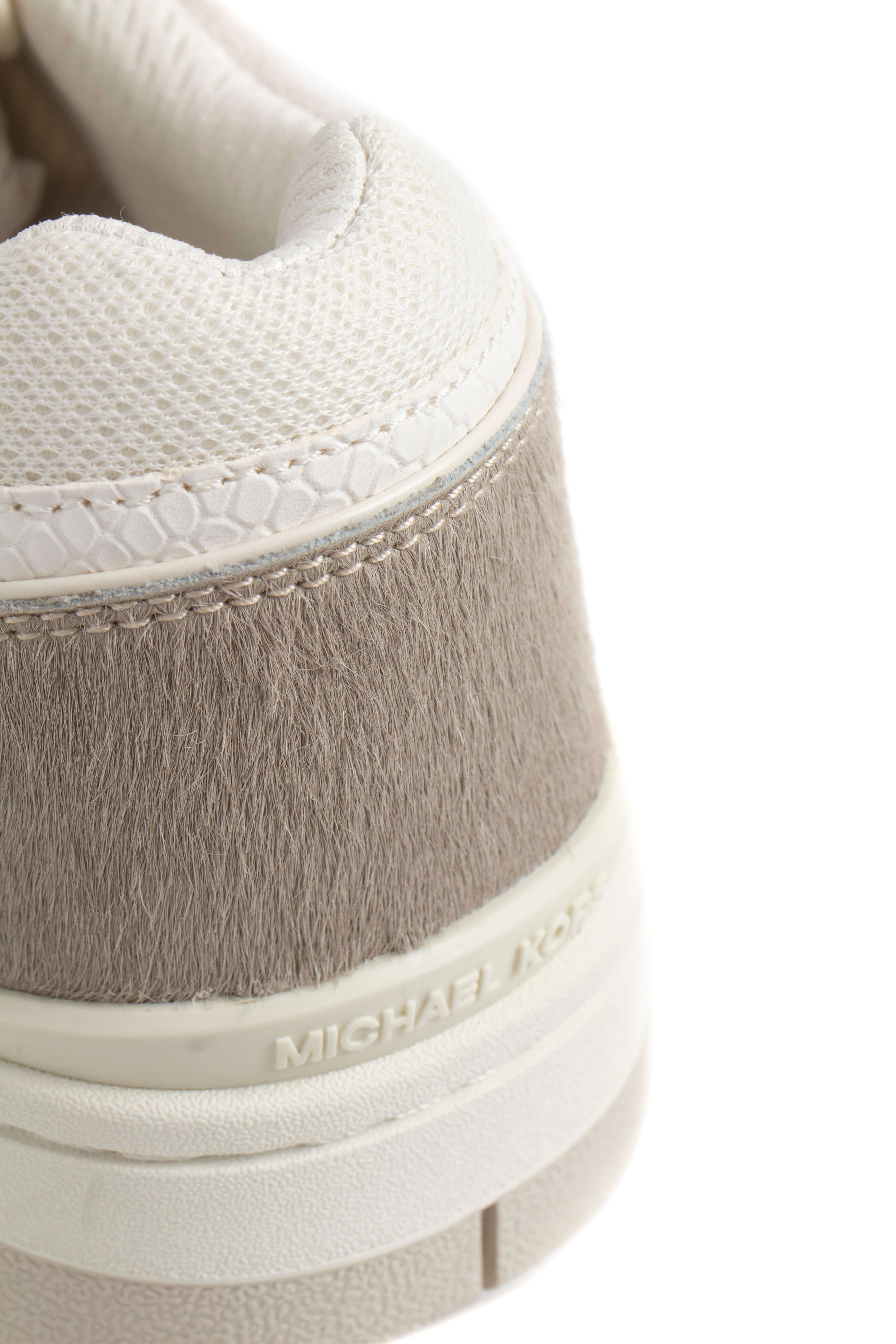 Michael Kors, Talla 9