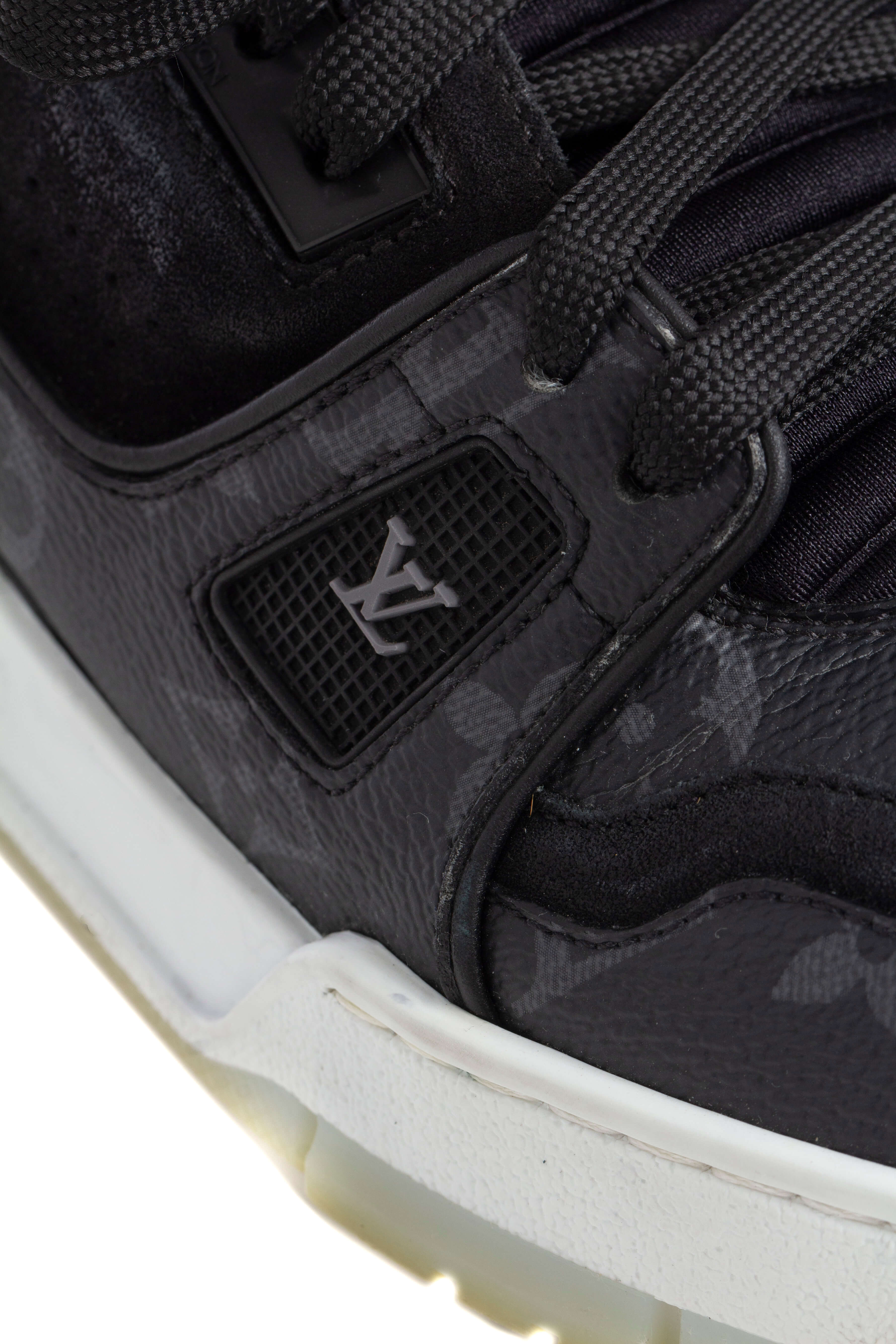 Louis Vuitton, Talla 7