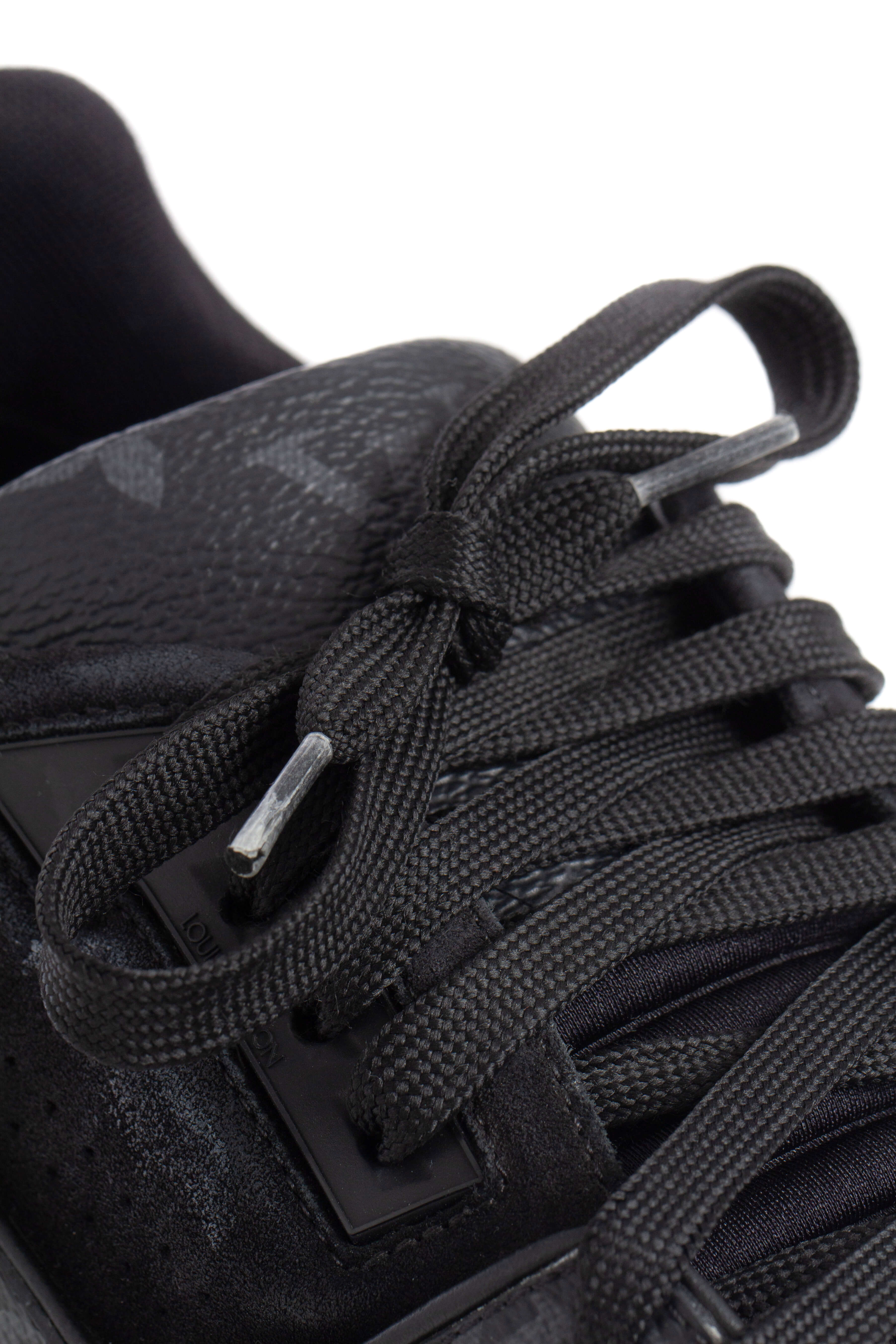 Louis Vuitton, Talla 7