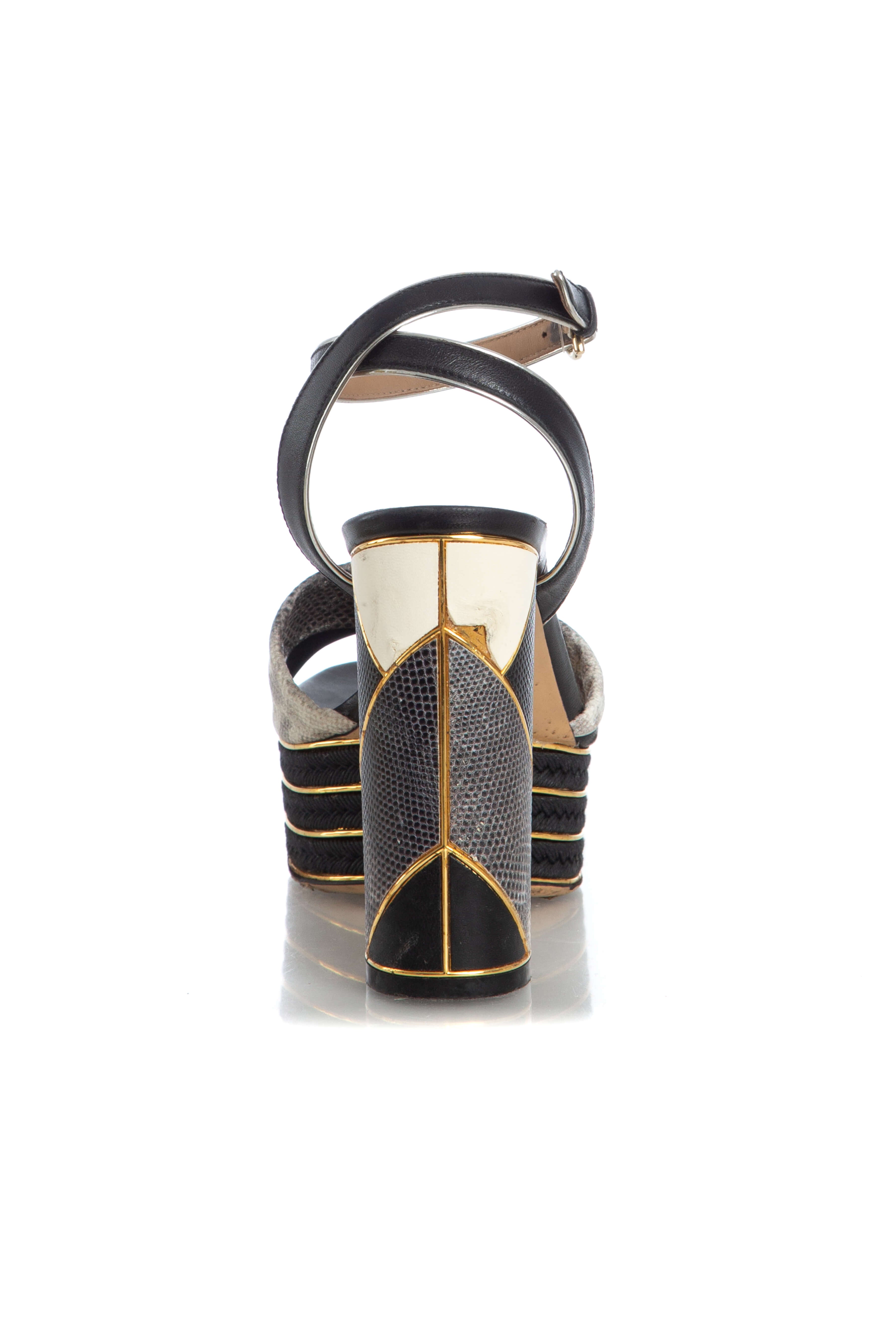 Salvatore Ferragamo, Talla 8.5