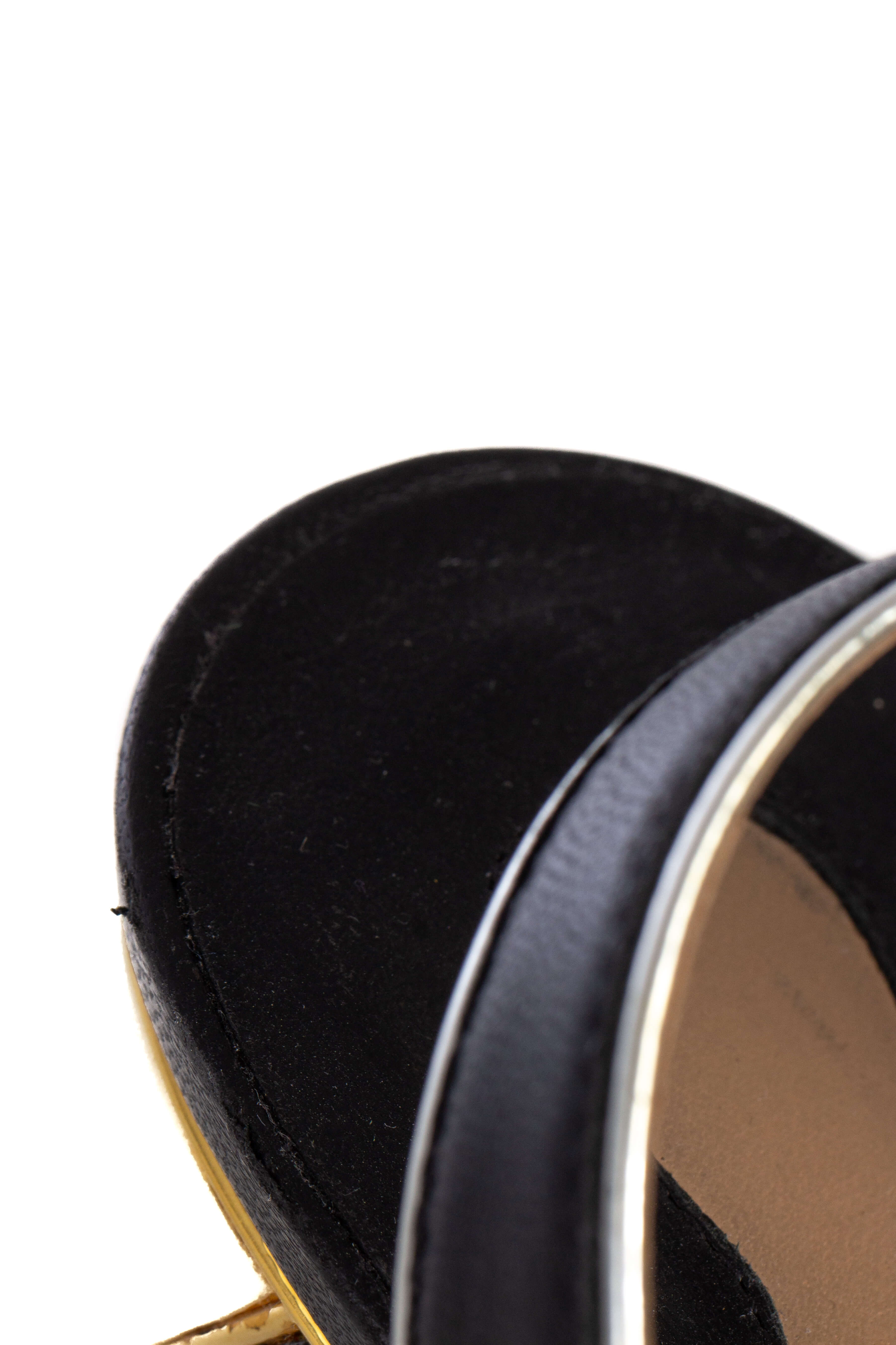 Salvatore Ferragamo, Talla 8.5