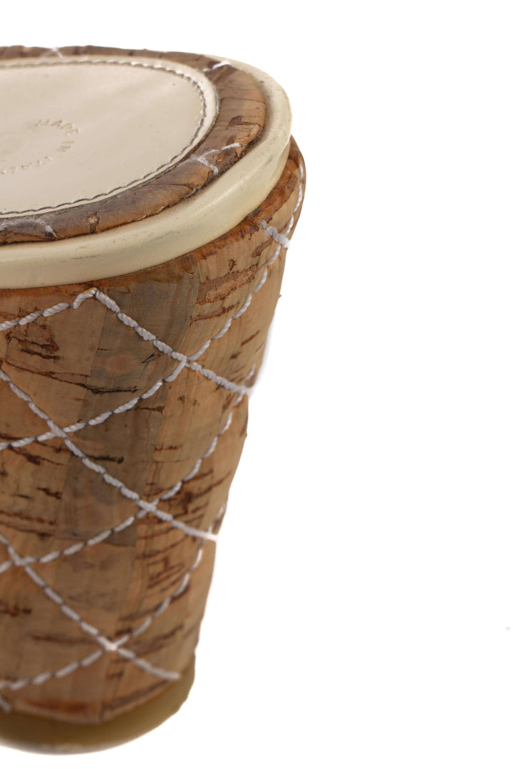 Alpargatas Chanel beige, detalle de tacón de corcho acolchado | ClosetRehab