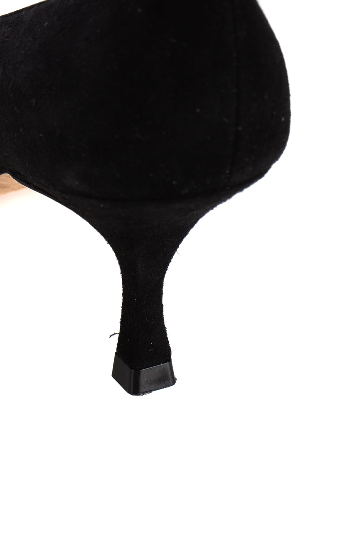 Pumps Stuart Weitzman negro talla 4 USA, detalle de material | ClosetRehab