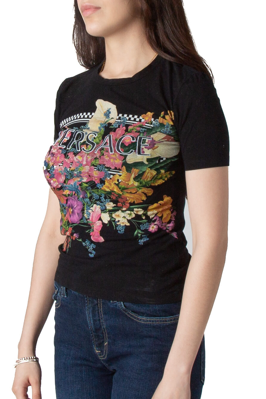 Versace, Talla 6