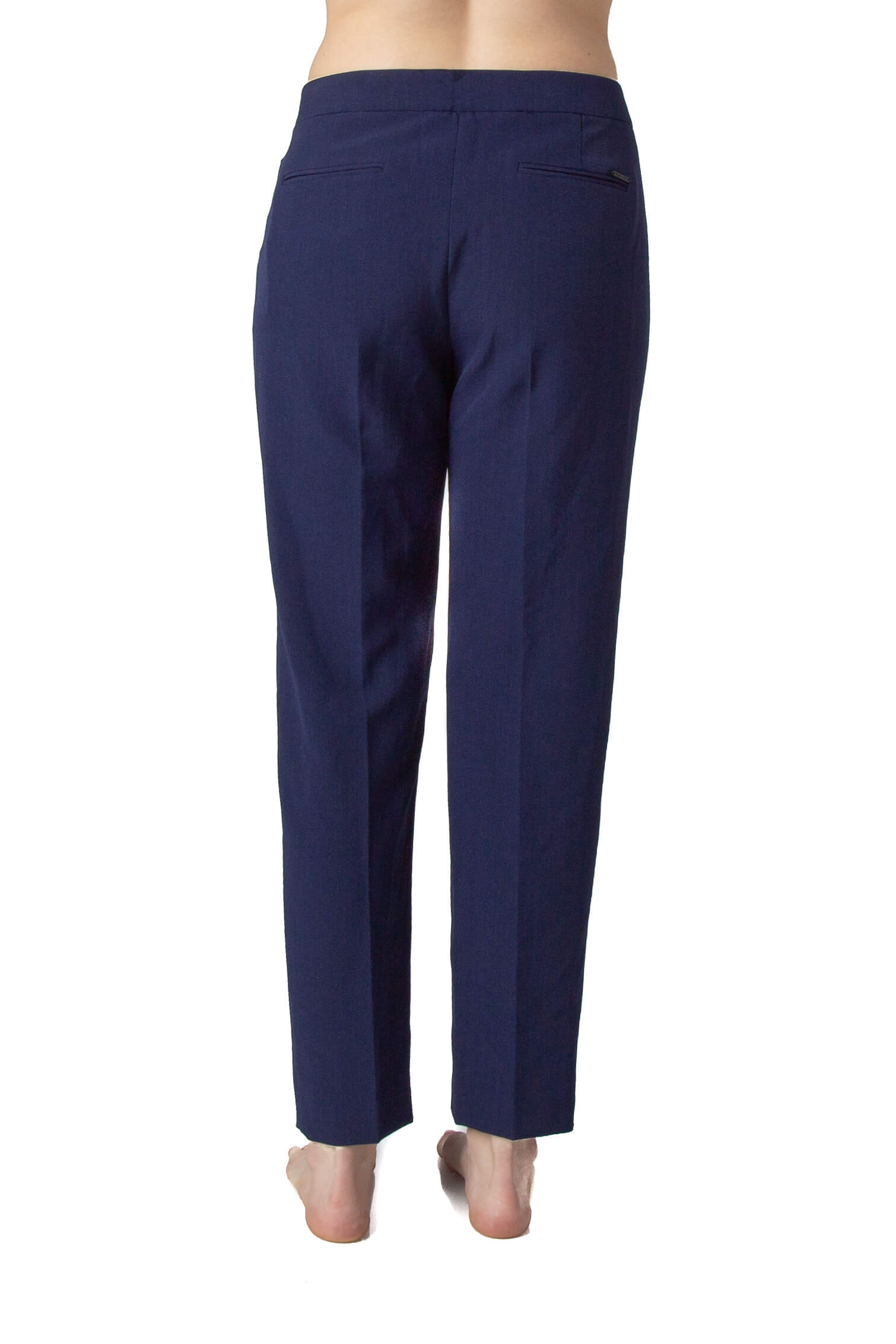 Anne Klein, Talla 6