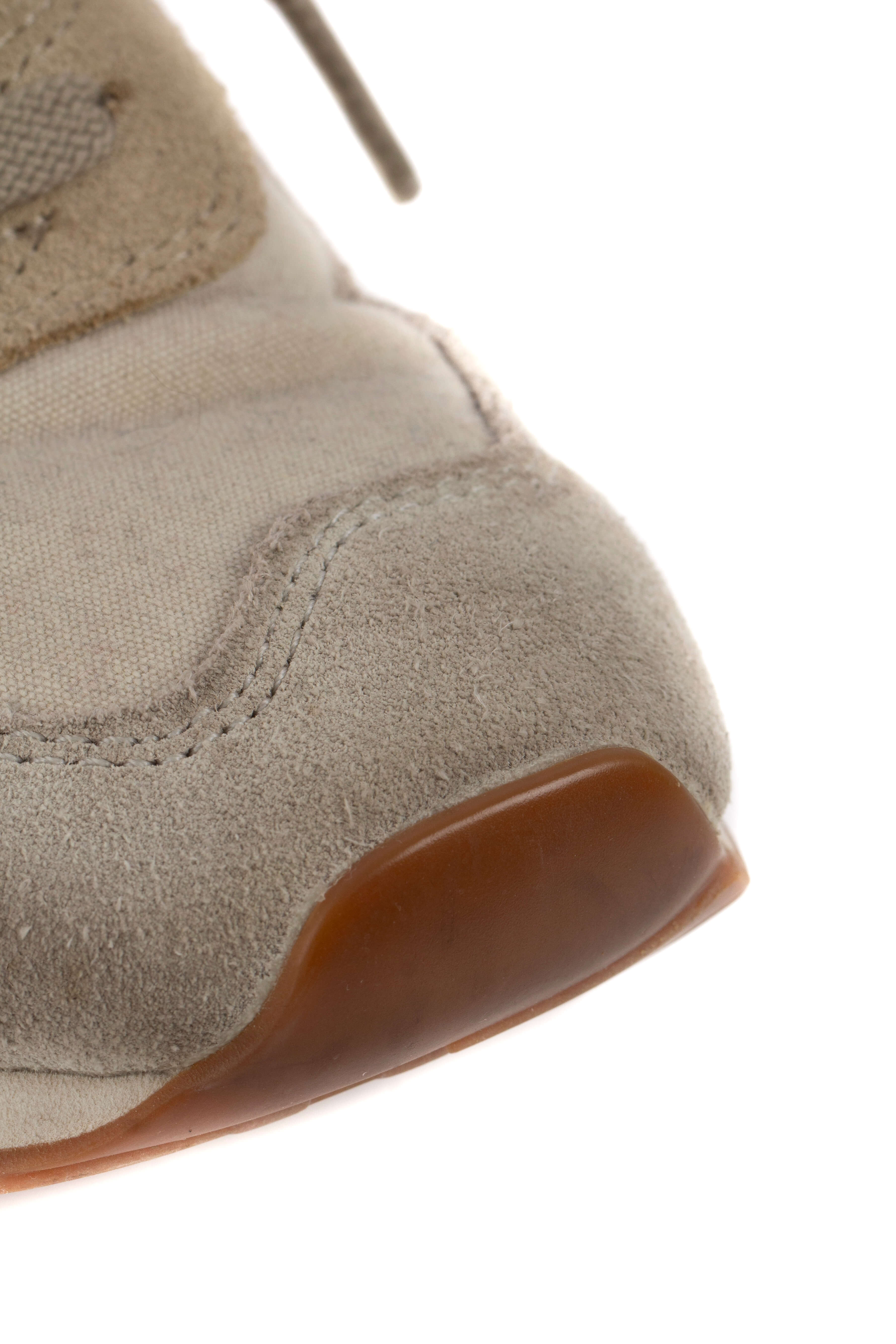 New Balance, Talla 8