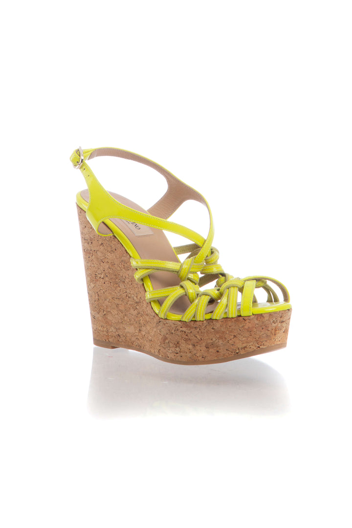 Sandalias Valentino amarillo talla 7 USA, vista lateral preloved | ClosetRehab