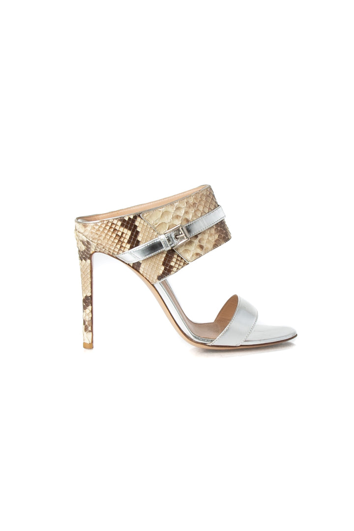 Sandalias Gianvito Rossi plateado talla 6.5 USA, buen estado, vista frontal | ClosetRehab