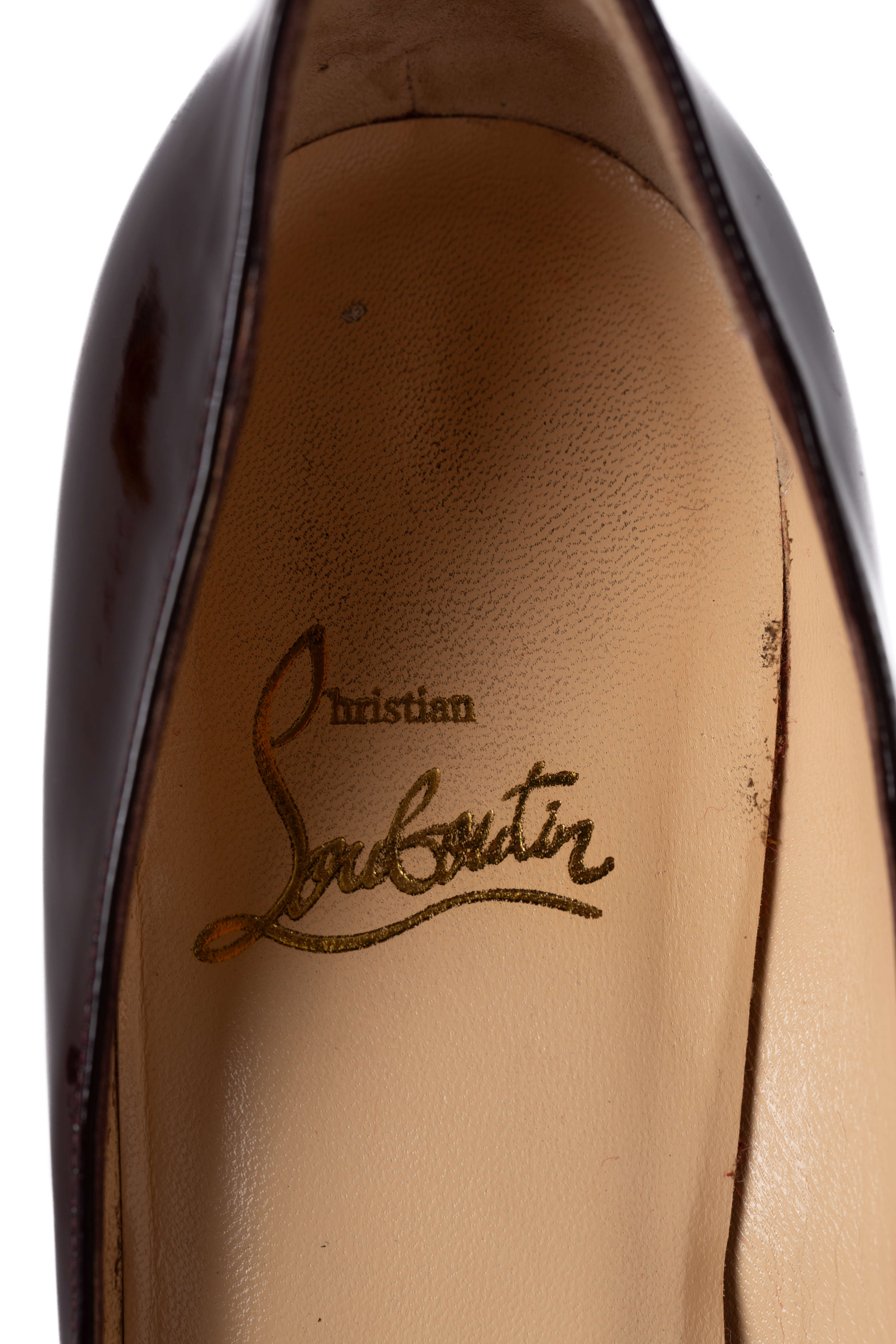 Christian Louboutin, talla 38