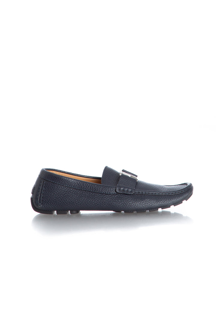 Zapato Louis Vuitton negro, vista frontal – ClosetRehab