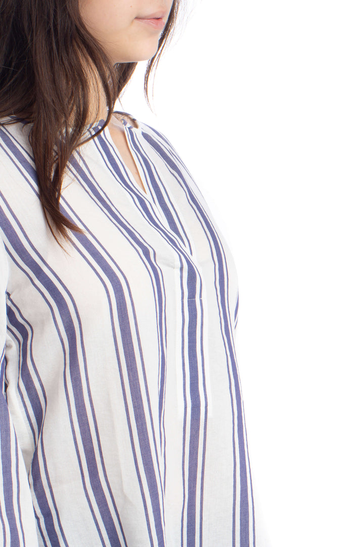 Blusa BCBGMAXAZRIA, detalle 5 – ClosetRehab