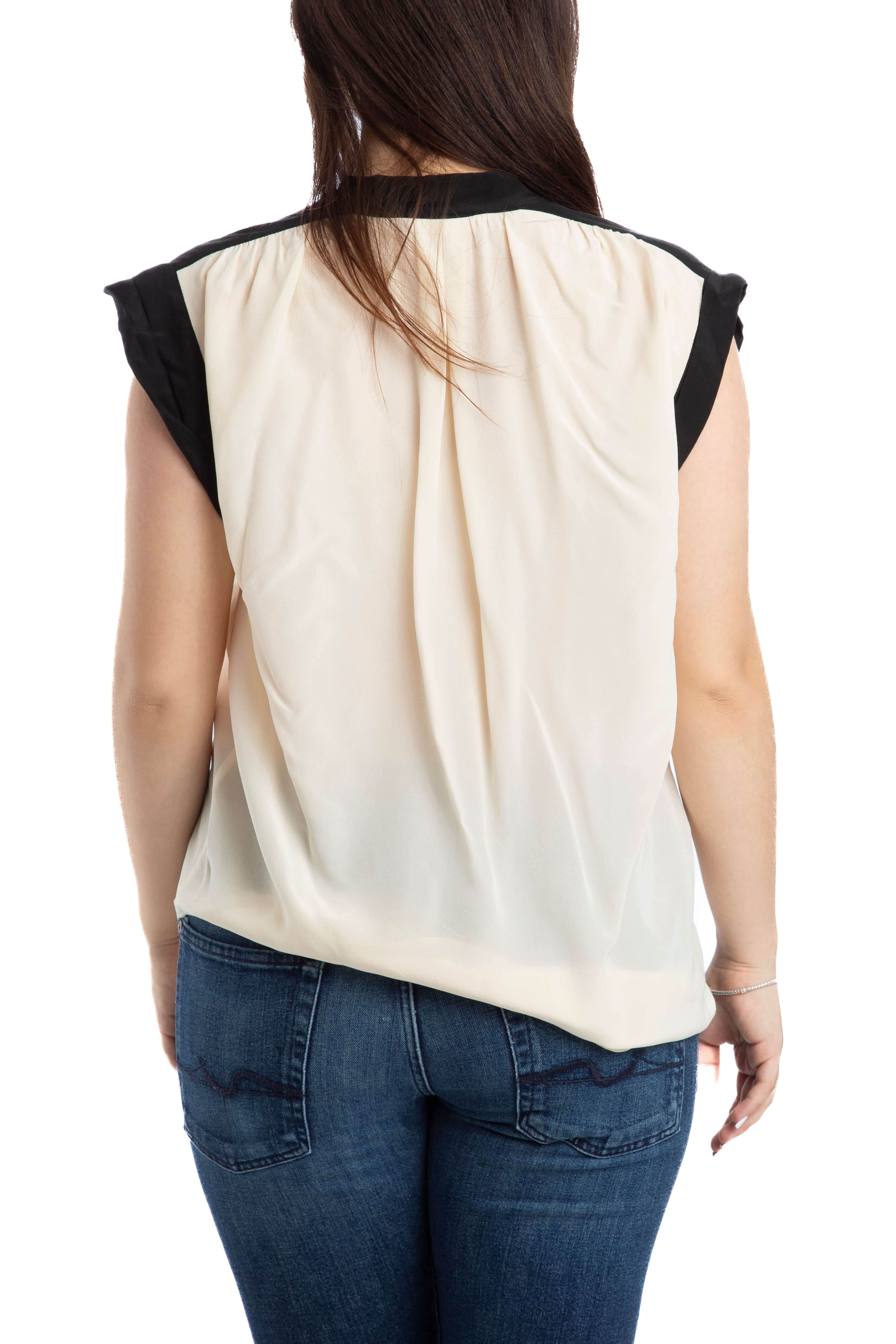 Rebecca Taylor, Talla 4