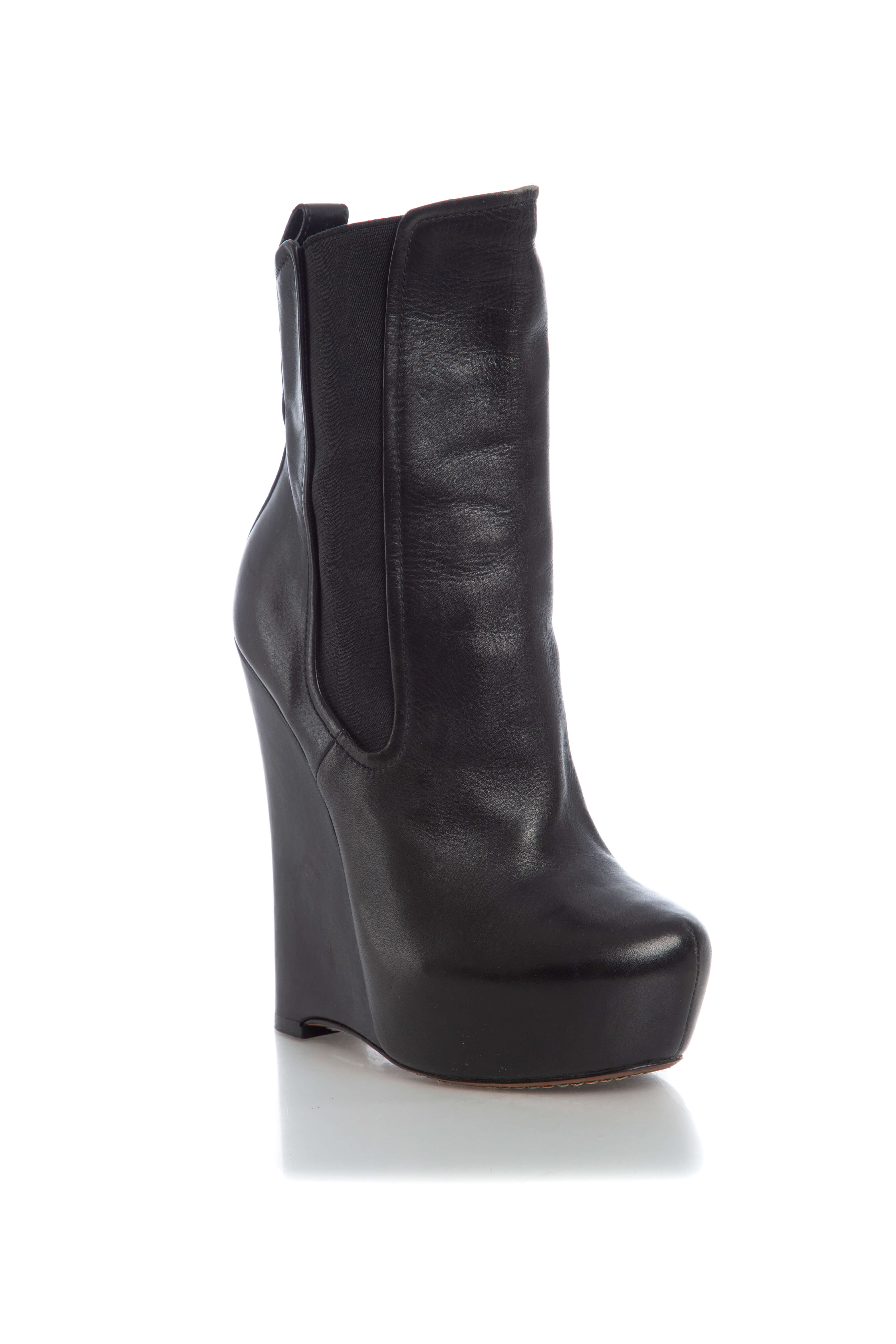 Alejandro Ingelmo, Talla 37