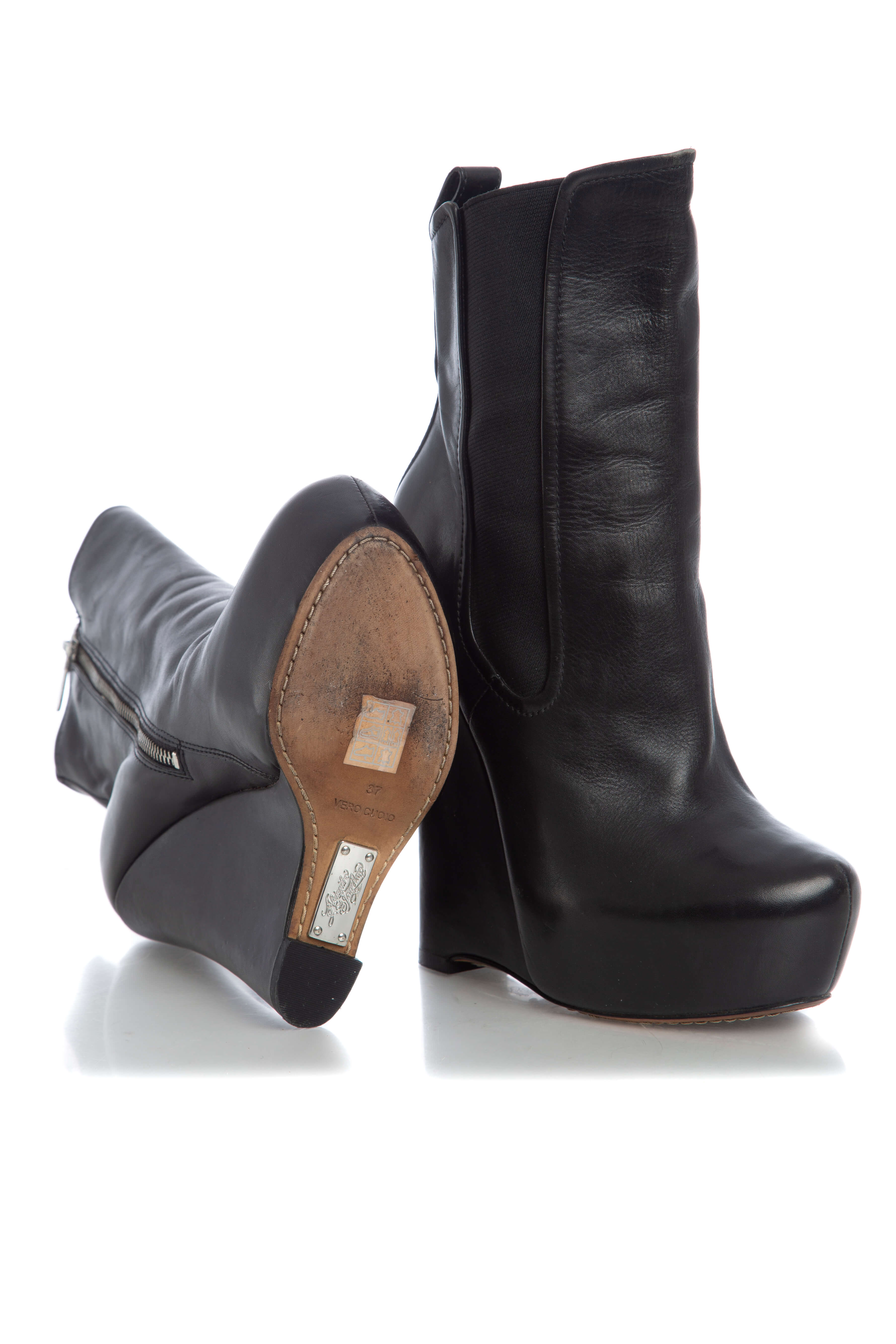 Alejandro Ingelmo, Talla 37