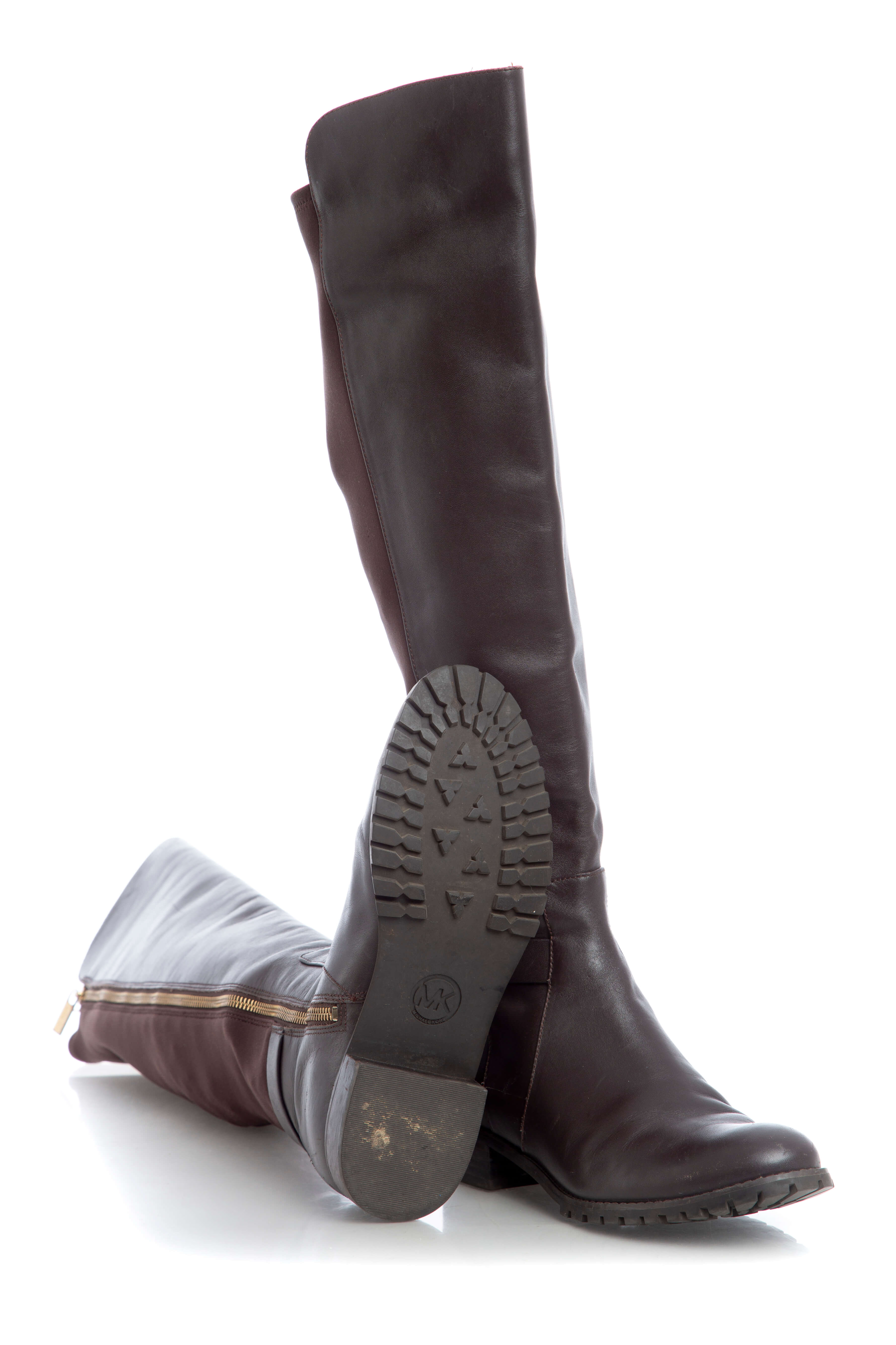 Michael Kors, Talla 7