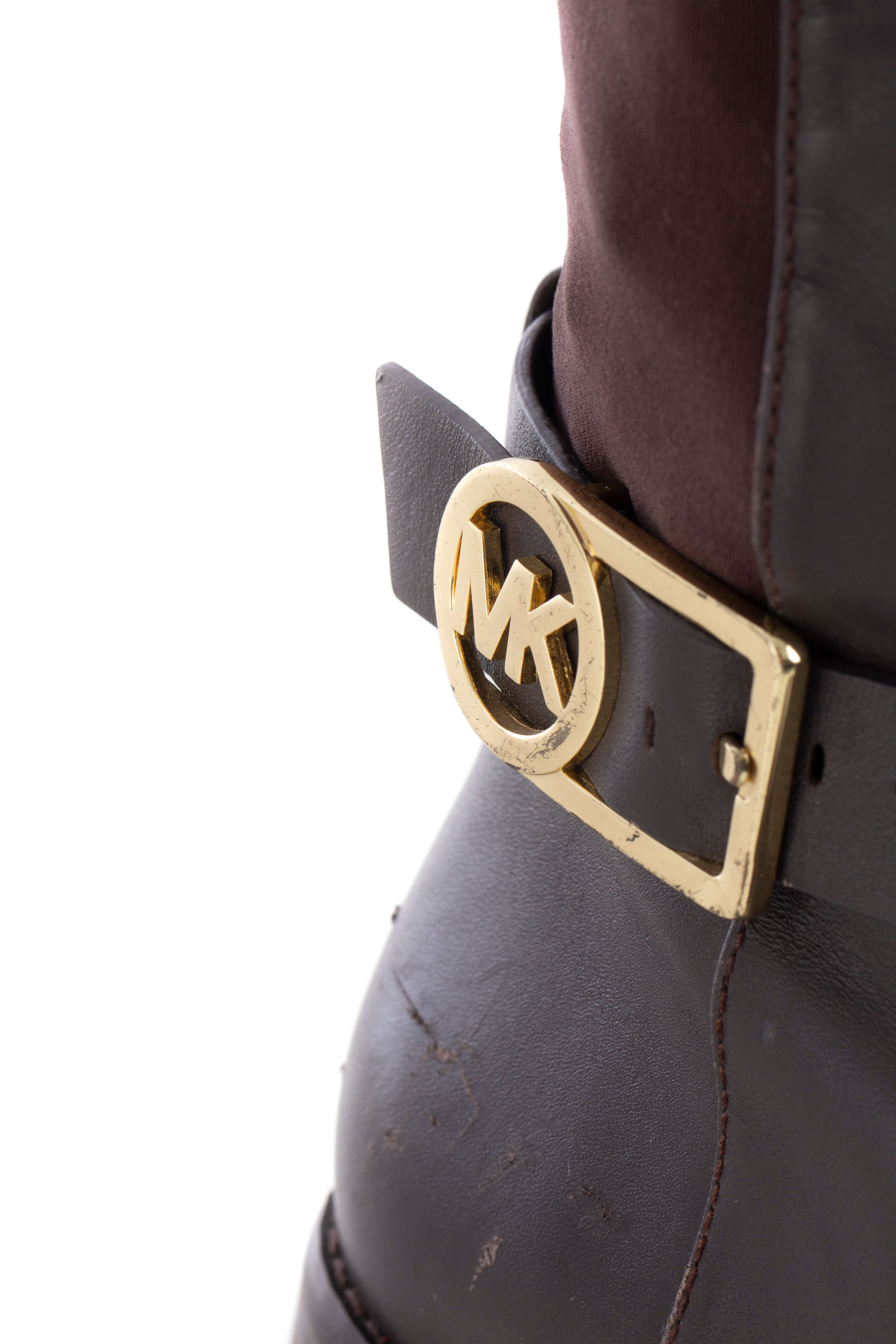 Michael Kors, Talla 7