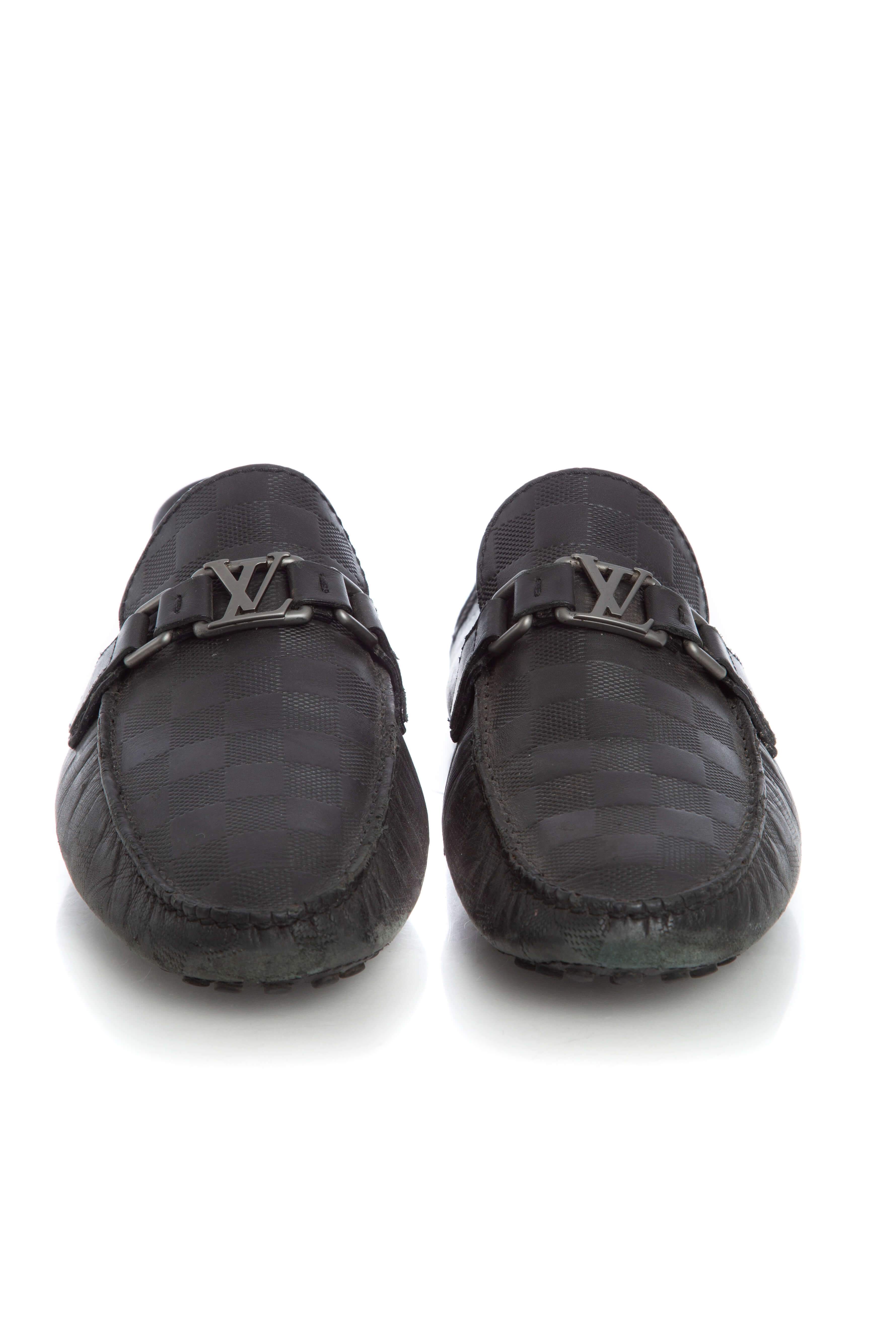 Louis Vuitton, Talla 10