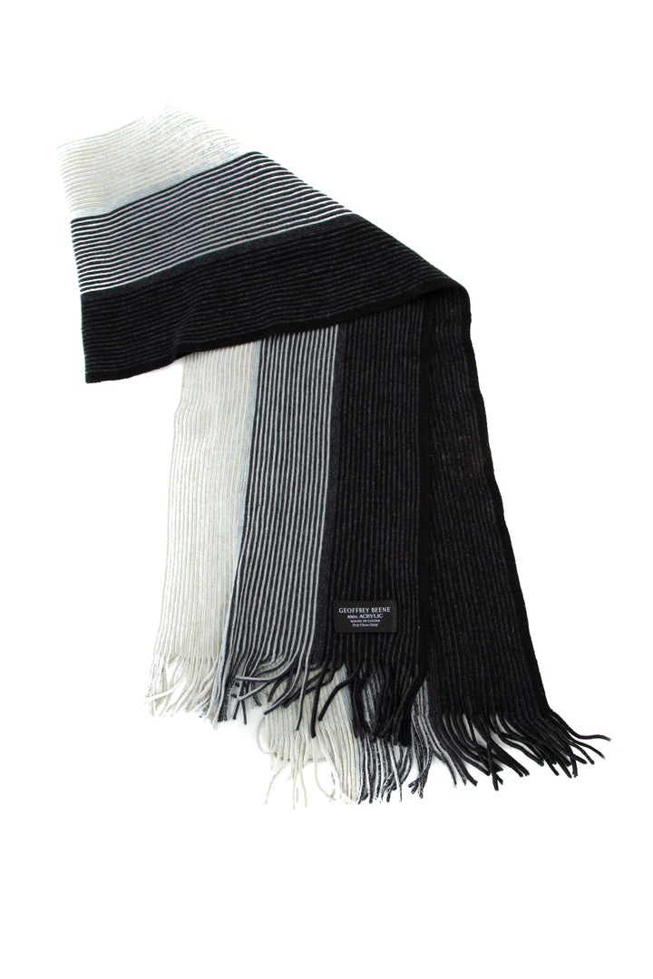 Bufanda Geoffrey Beene negro, vista frontal – ClosetRehab