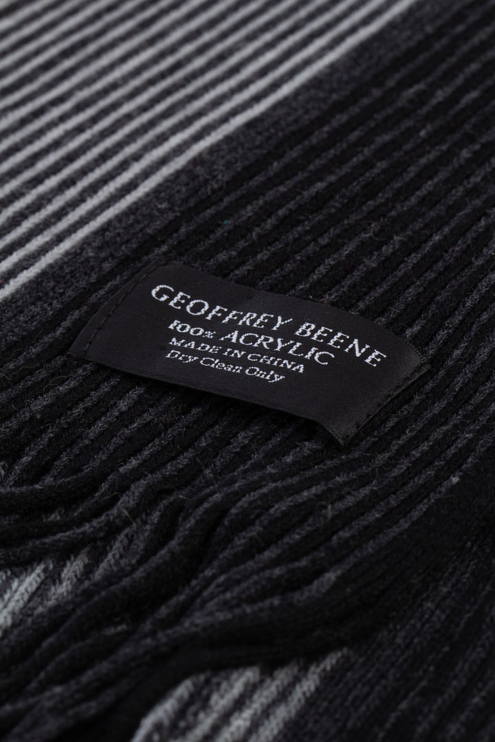 Bufanda Geoffrey Beene negro, vista posterior – ClosetRehab