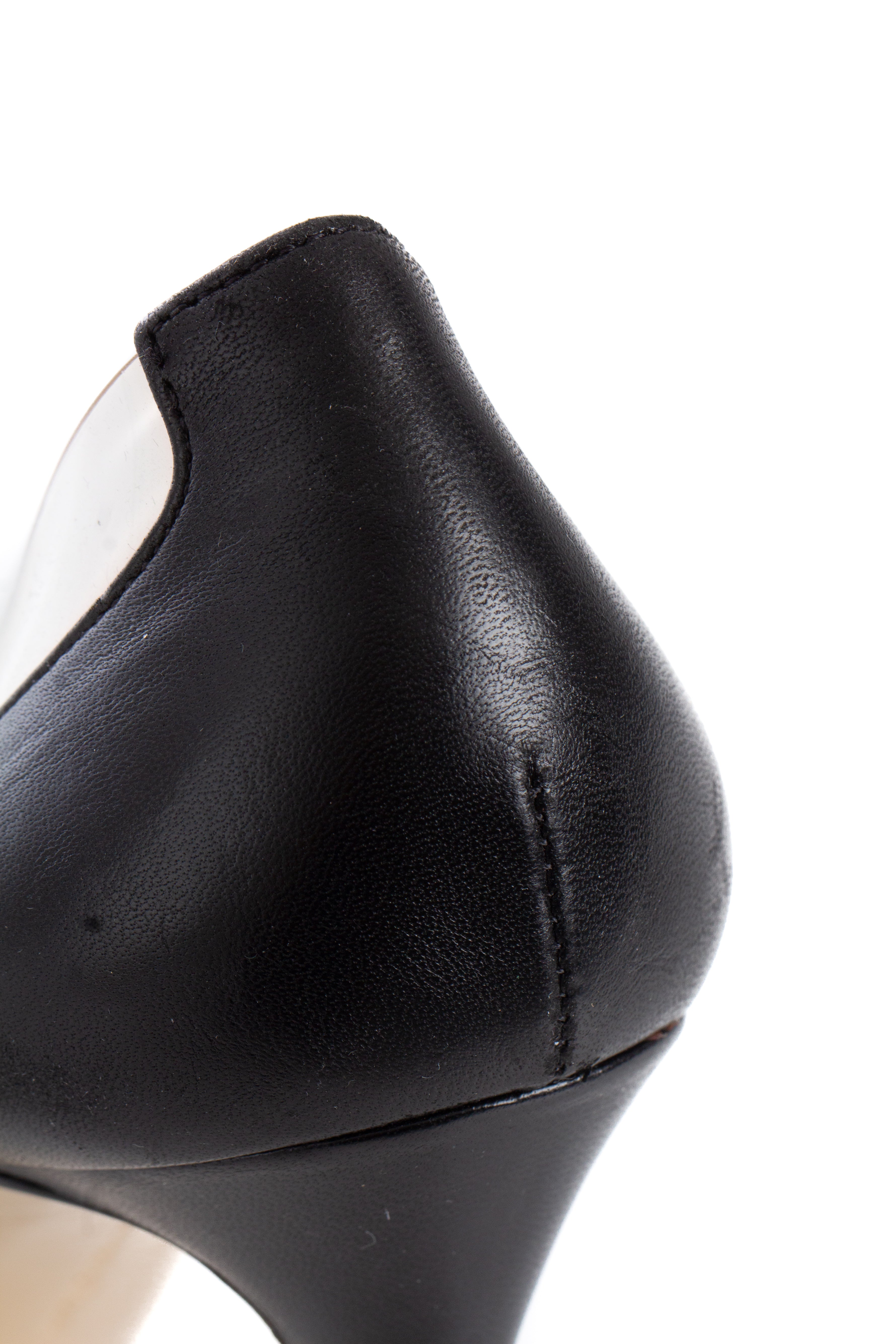 Gianvitto Rossi, 10 USA
