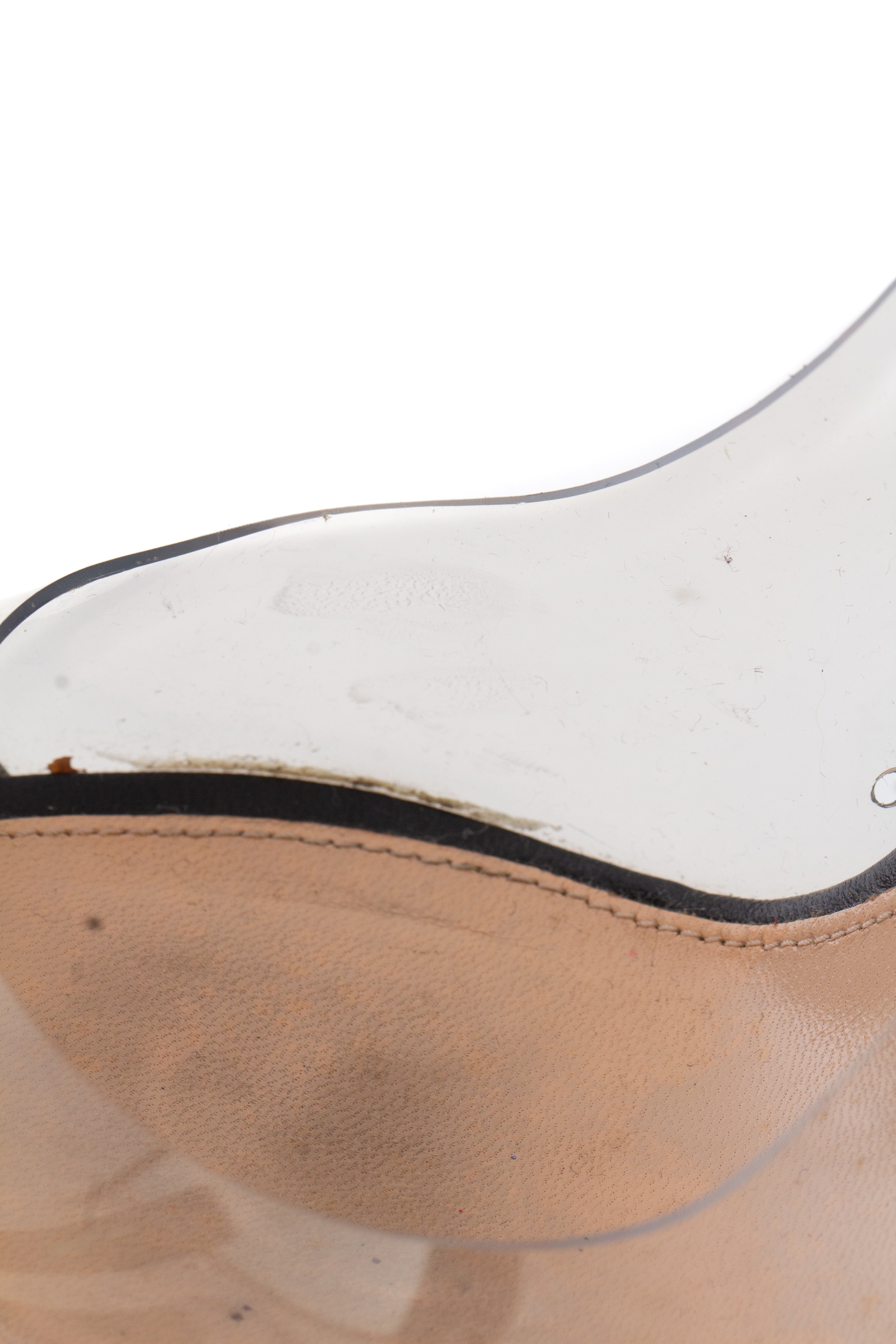 Gianvitto Rossi, 10 USA
