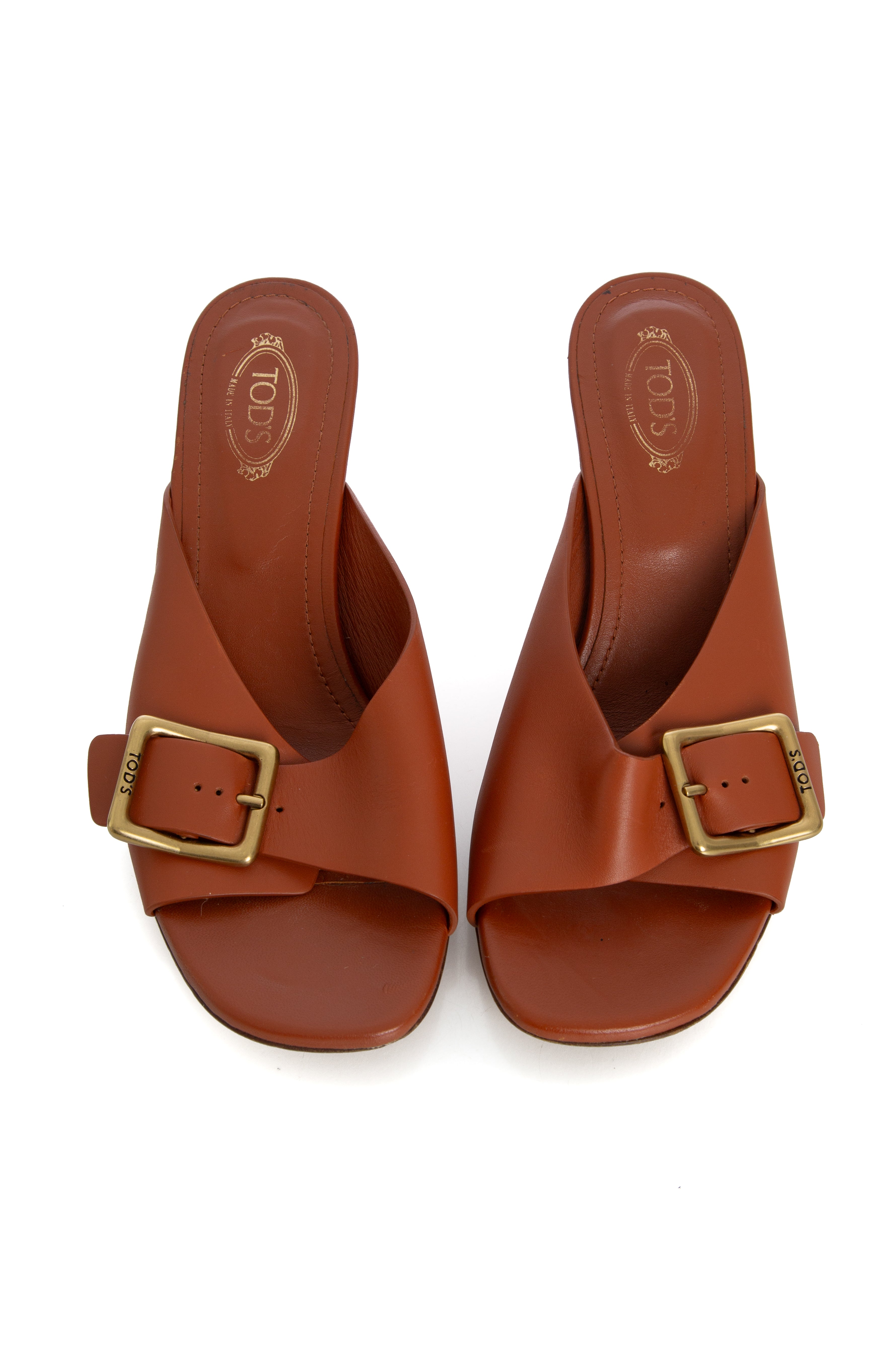 Gianvito Rossi, 8 USA