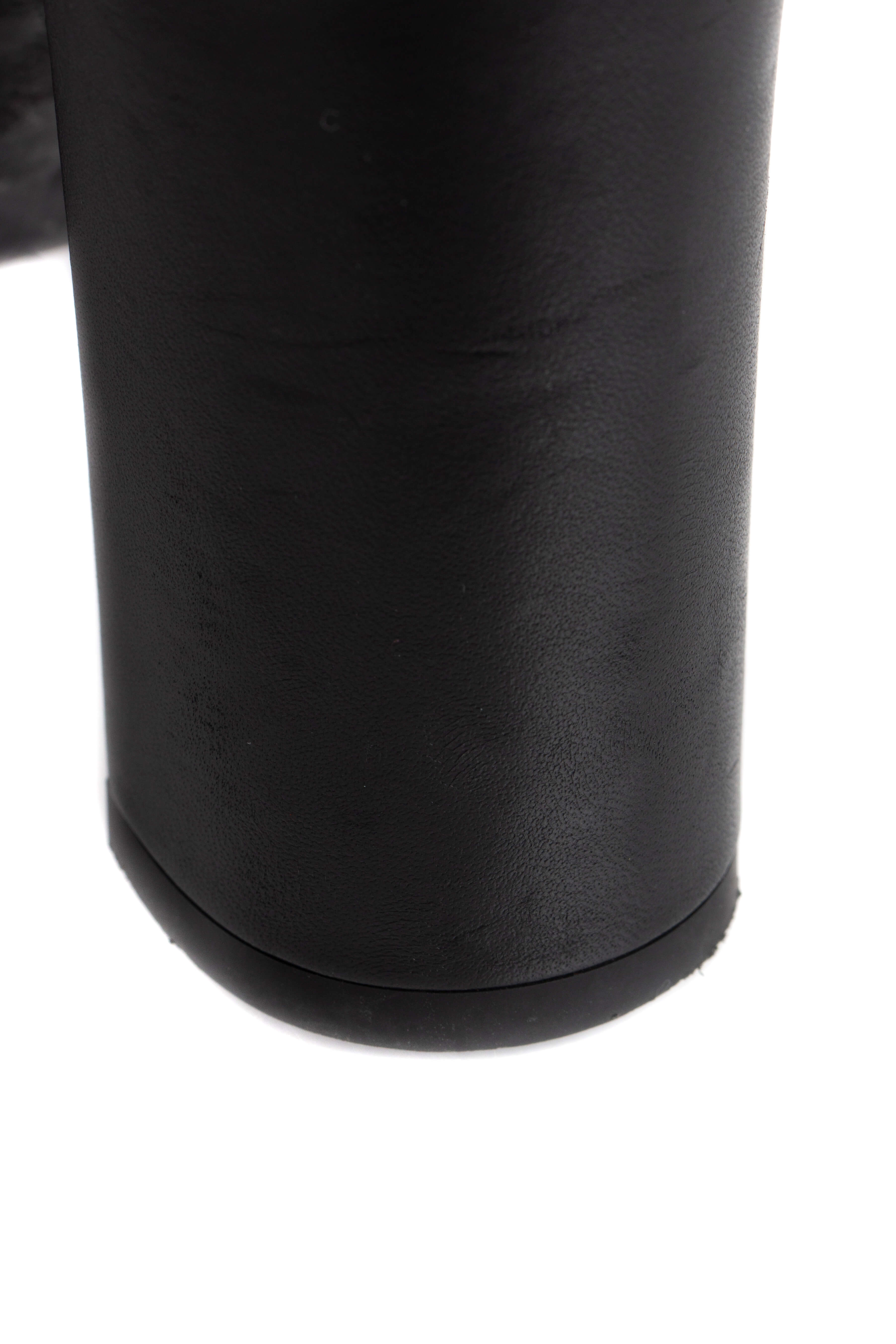 Salvatore Ferragamo, Talla 7