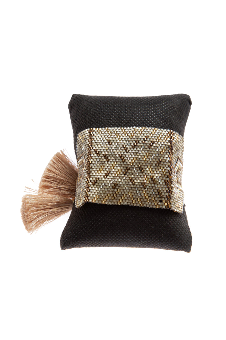 Pulsera Santo pecado café, vista frontal – ClosetRehab