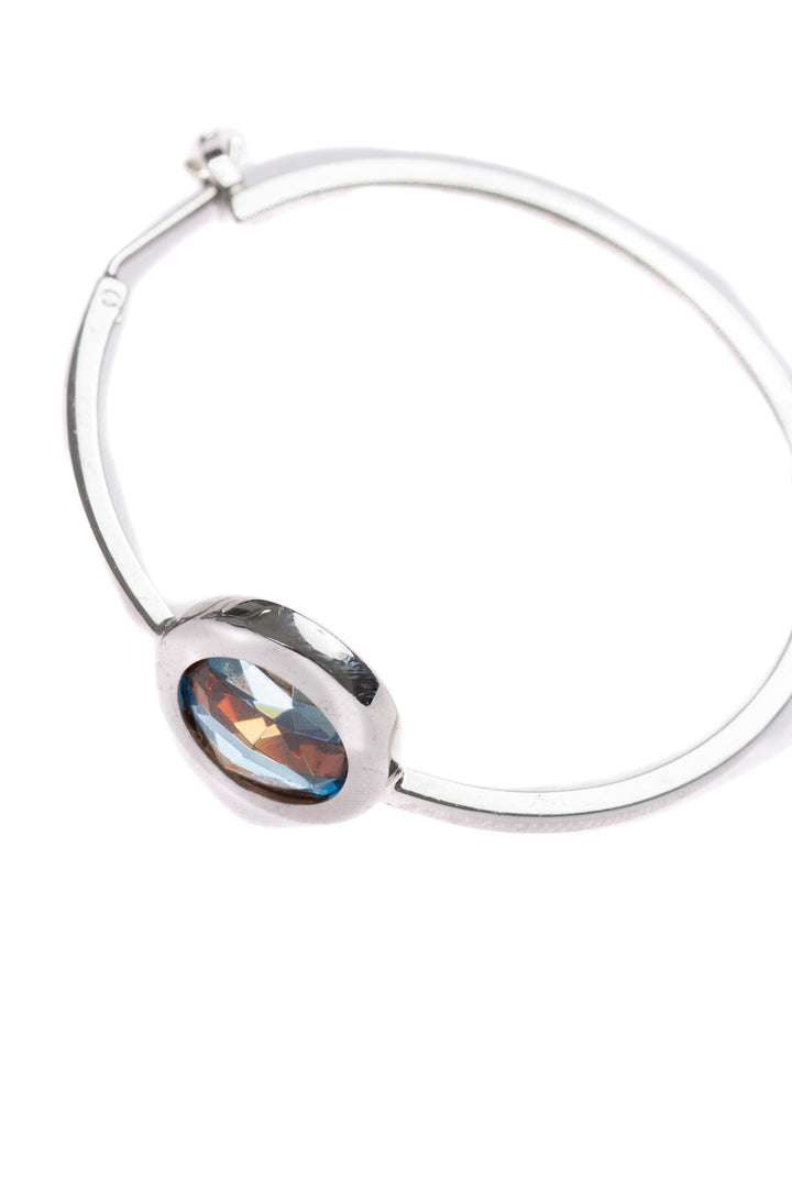 Aretes, vista posterior – ClosetRehab