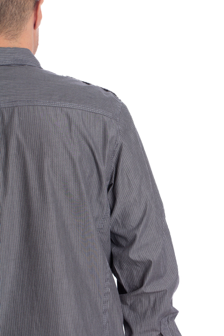 Camisa Calvin Klein estampado, detalle 6 – ClosetRehab