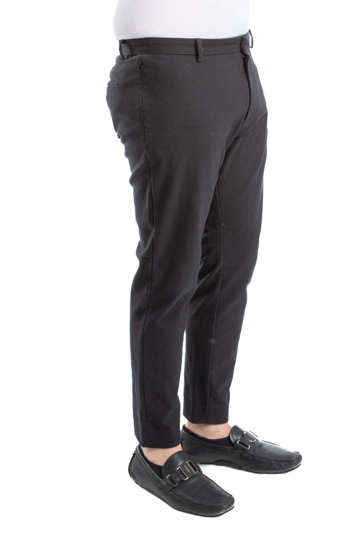 Pantalón Cos negro, vista posterior – ClosetRehab