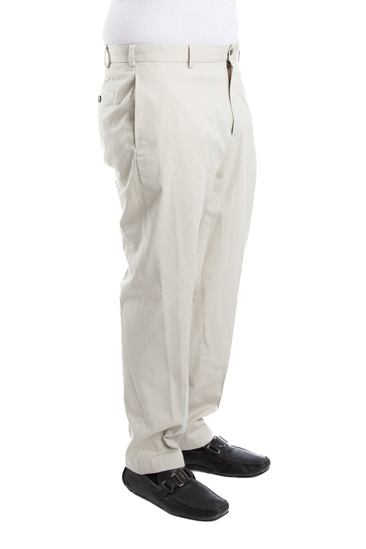 Pantalón Brooks Brothers beige, vista posterior – ClosetRehab
