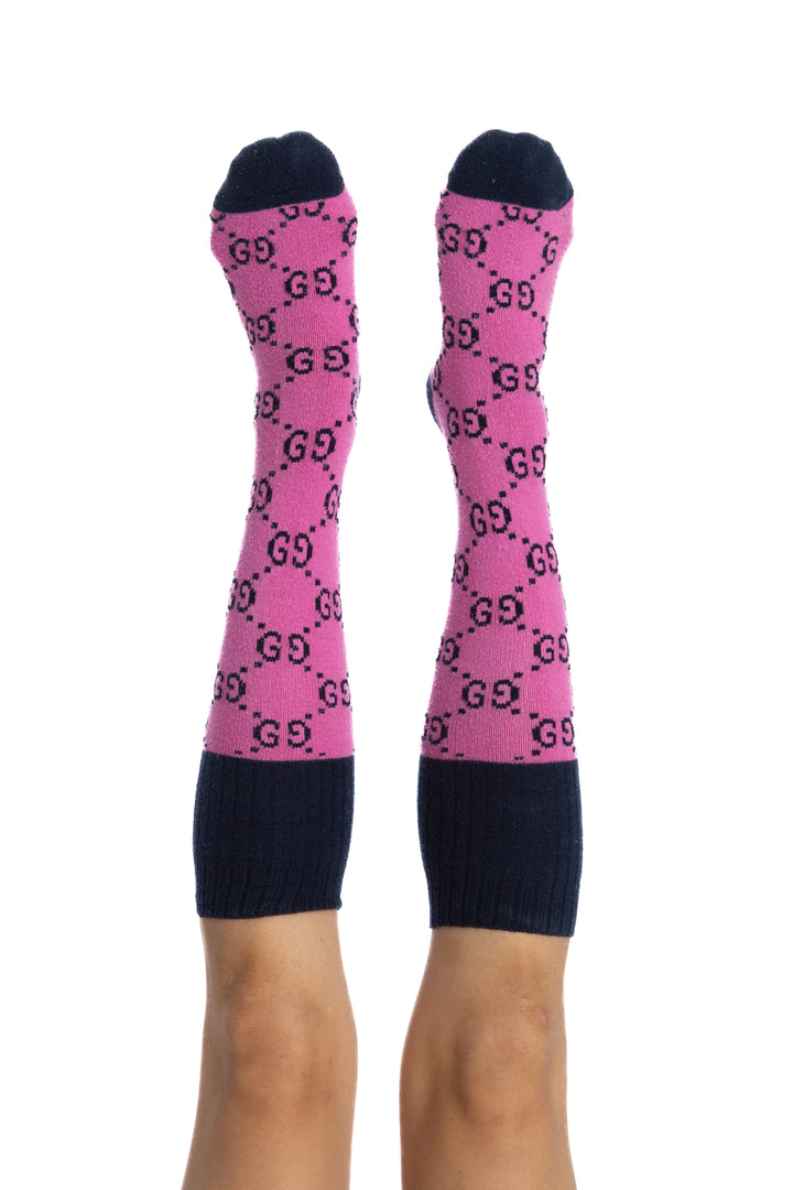 Calcetas Guccu rosa, vista lateral – ClosetRehab