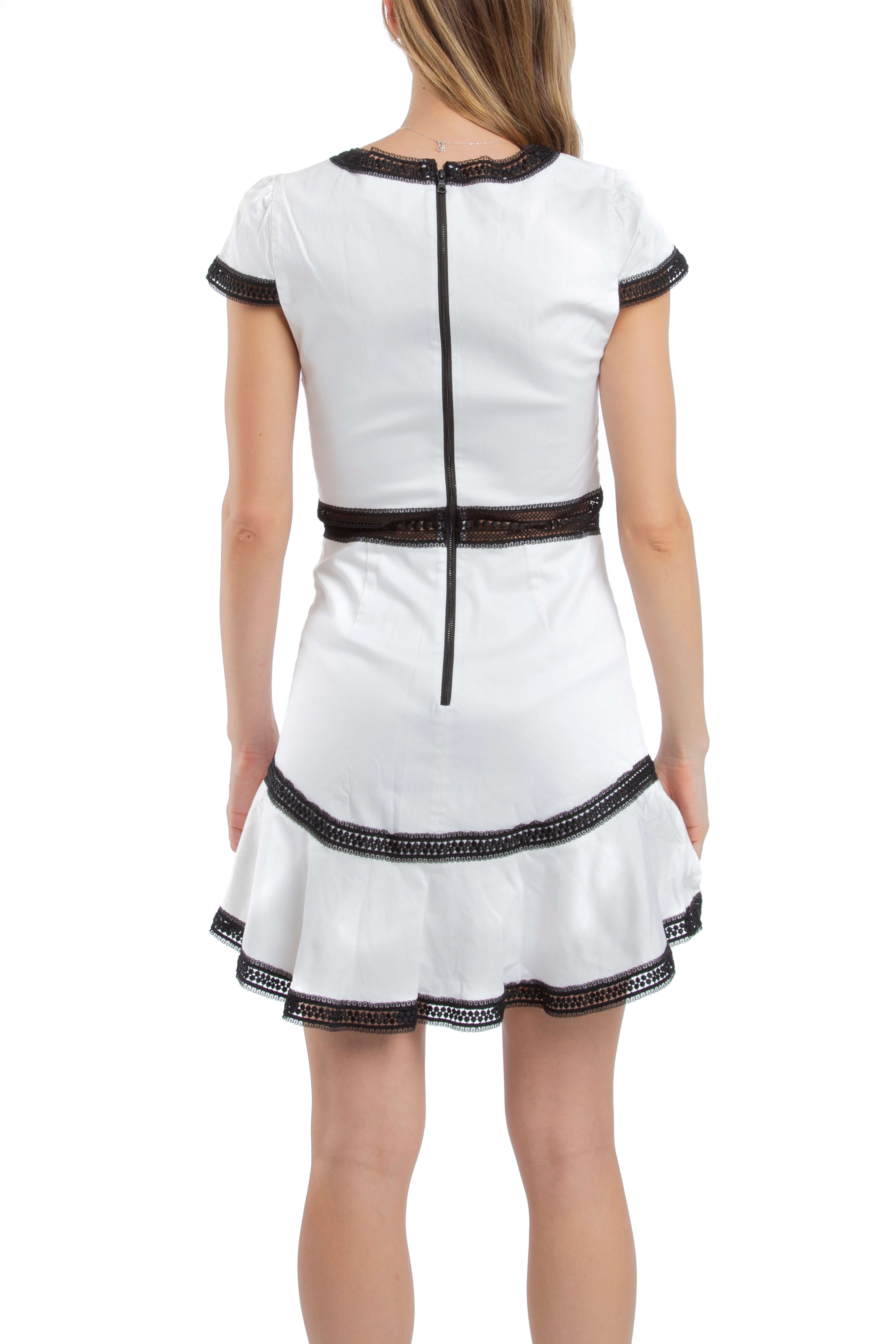 Alice + Olivia, Talla 6