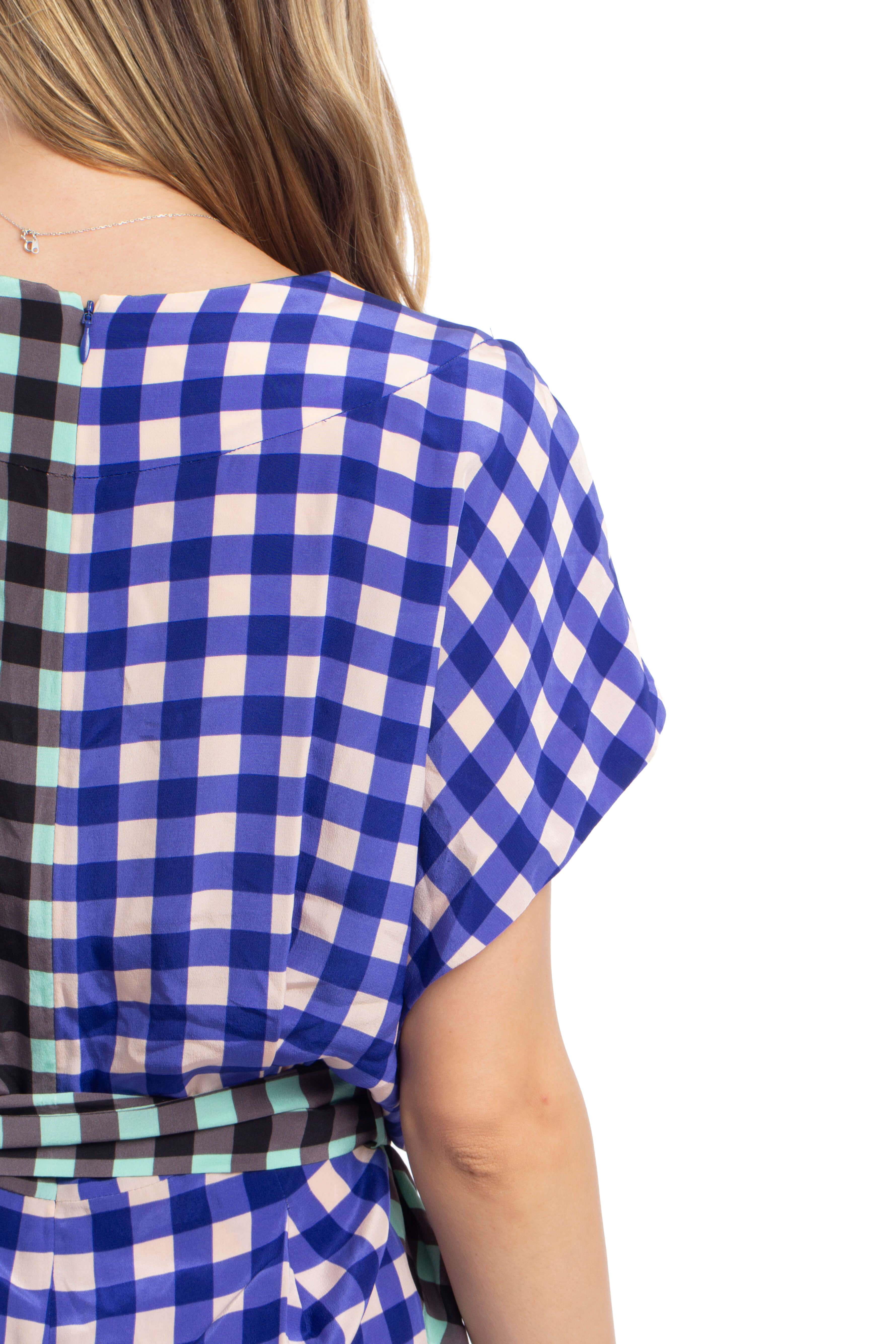 Diane Von Furstenberg, Talla 4