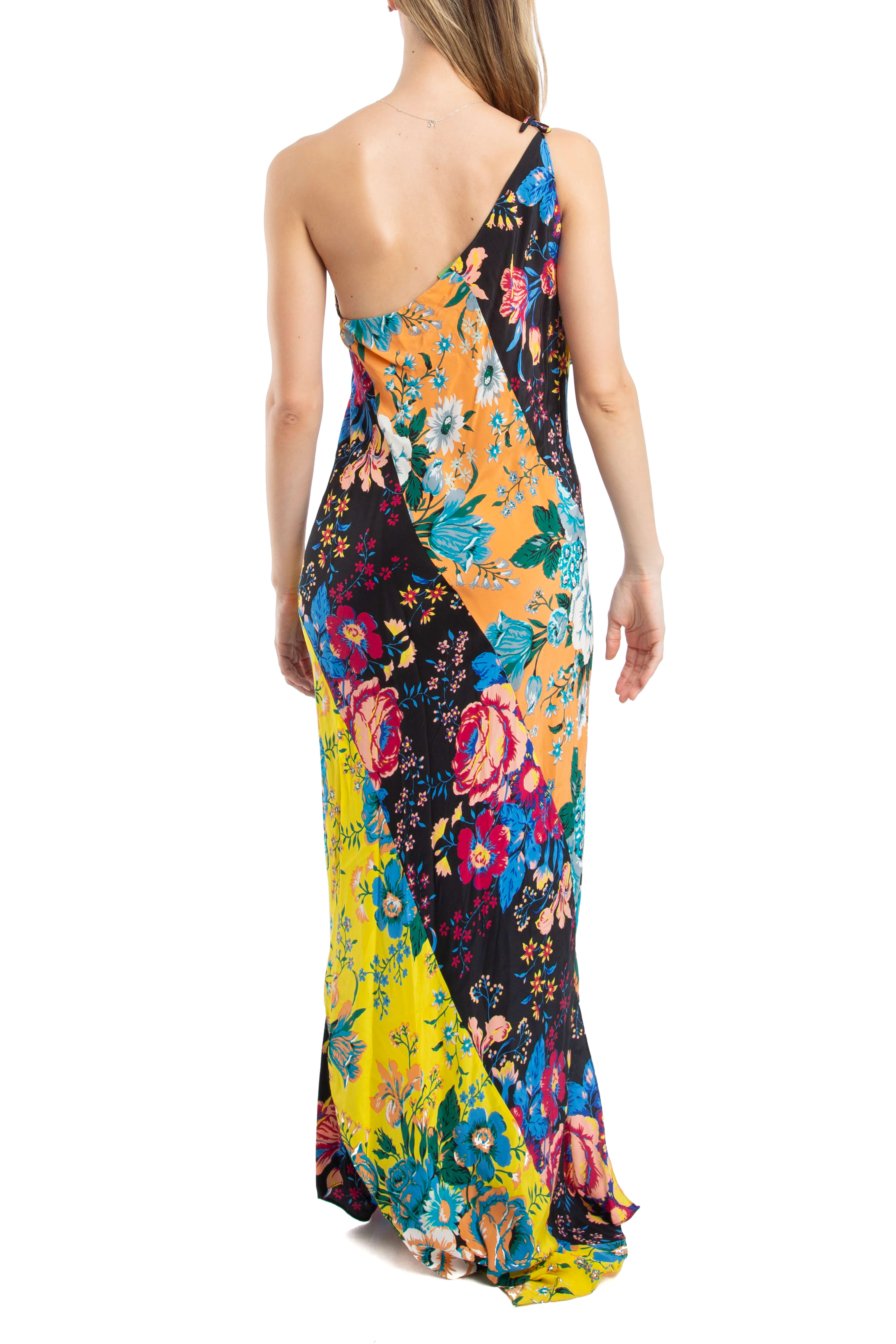 Diane Von Furstenberg, Talla M