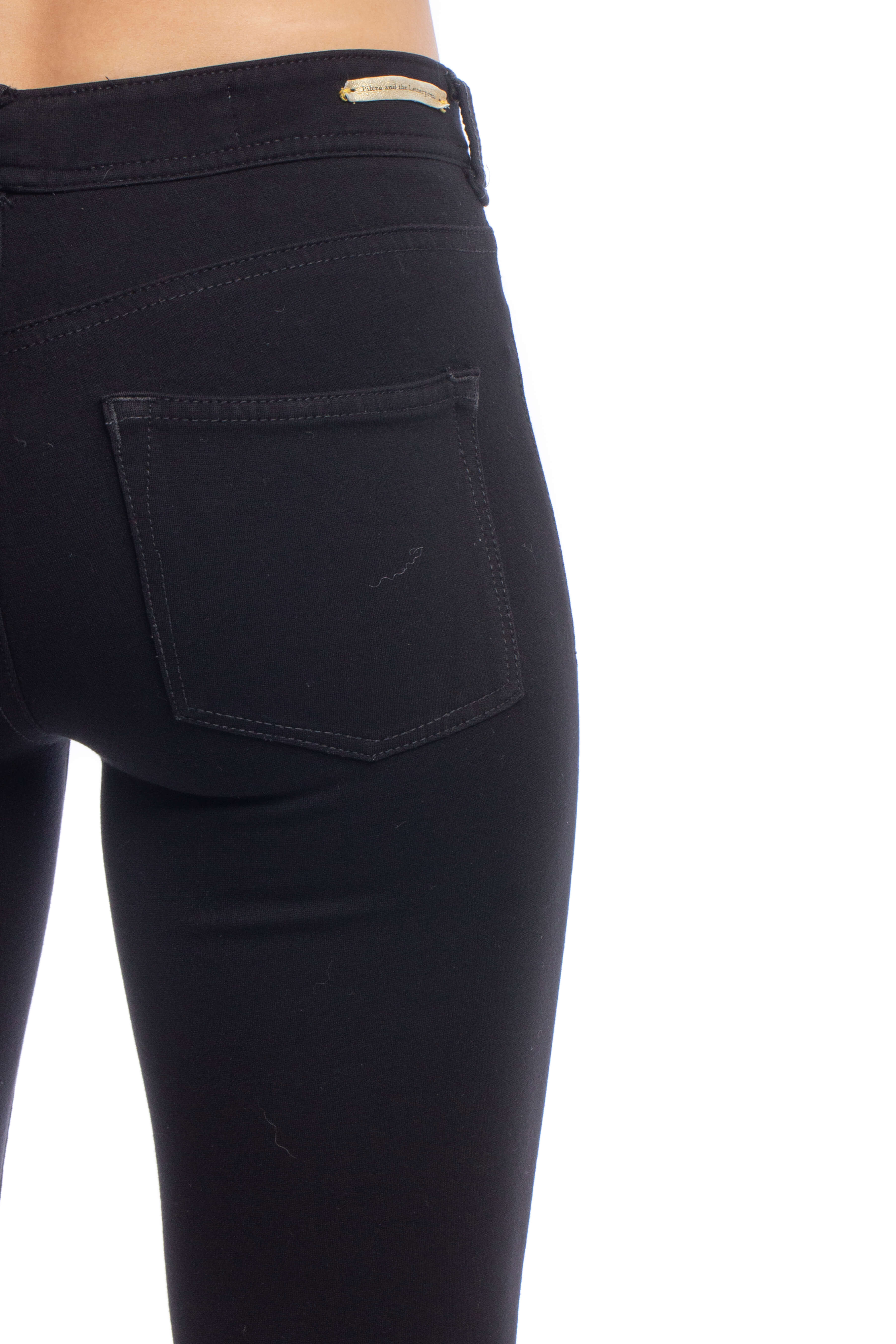 Pilcro and The Letterpress, Talla 24