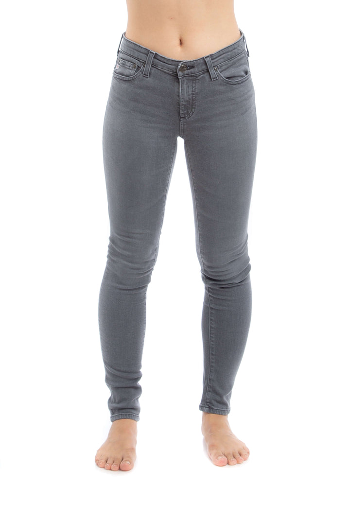 Jeans Adriano Goldschmied, vista frontal – ClosetRehab