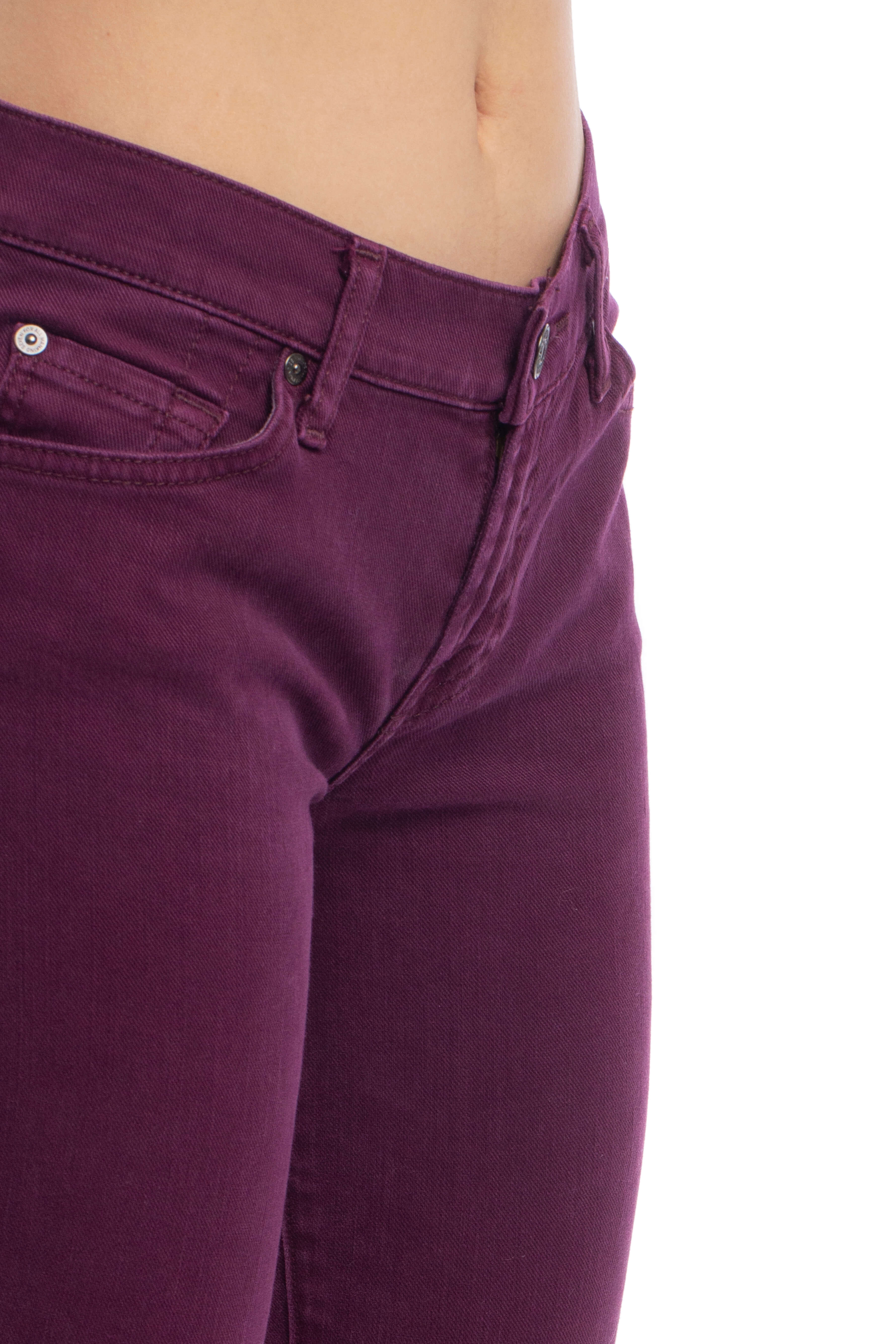 7 for all Mankind, Talla 25