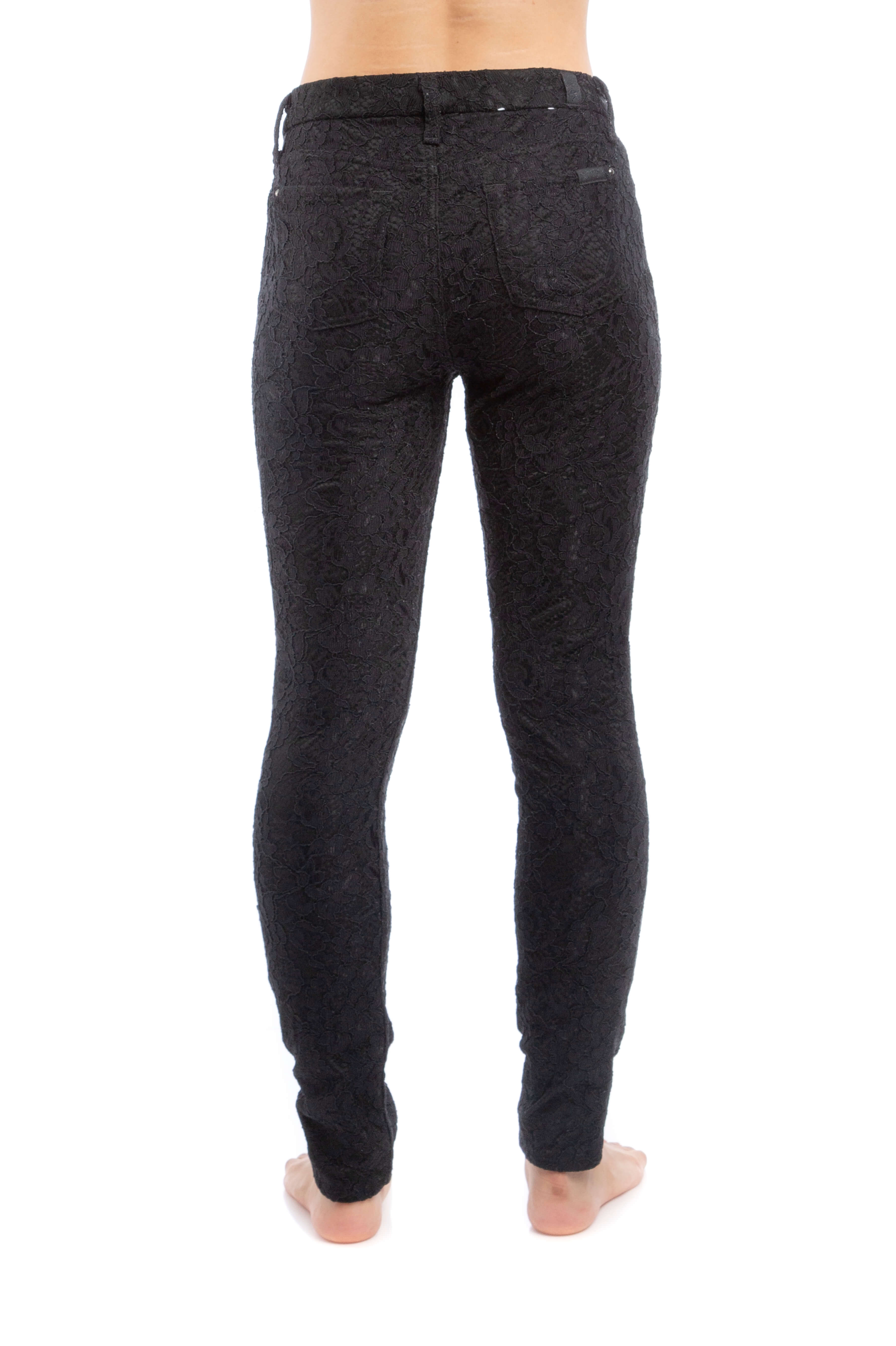 7 for all Mankind, Talla 25