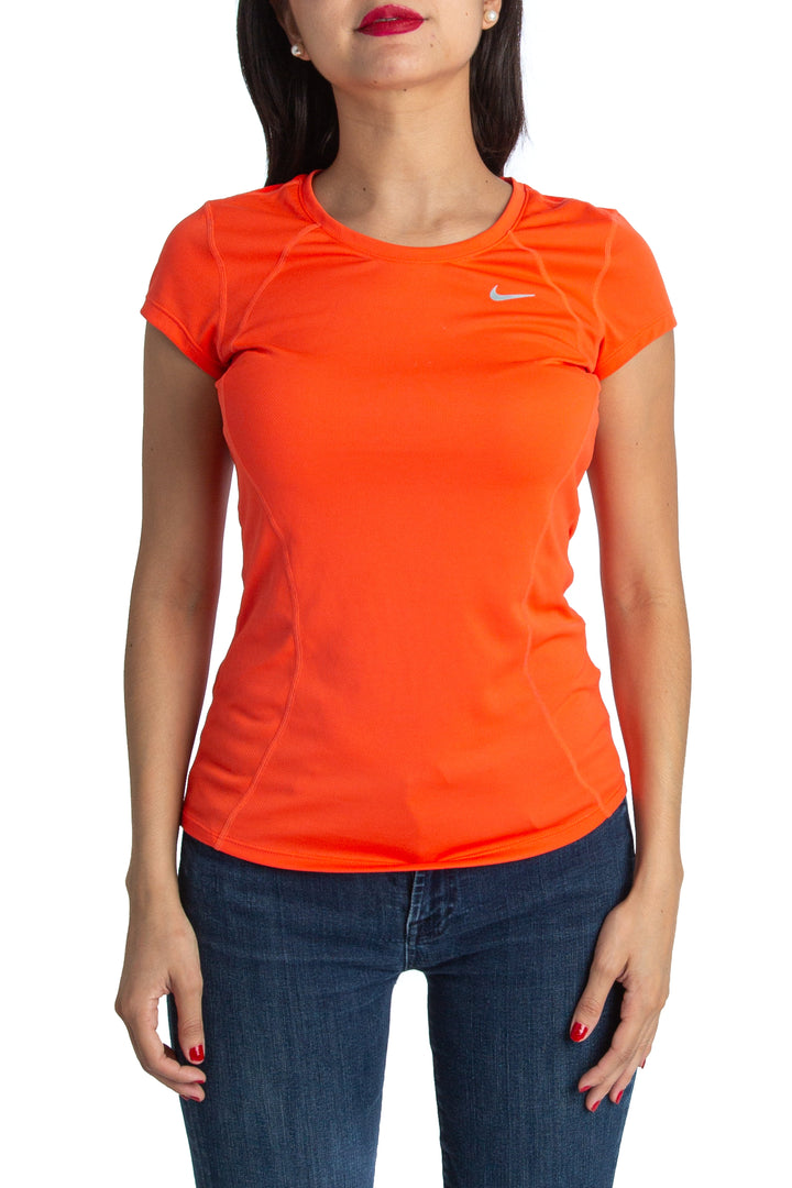 Blusa Nike naranja, vista frontal – ClosetRehab
