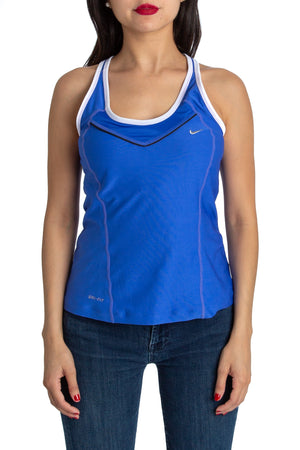 Nike, Talla M