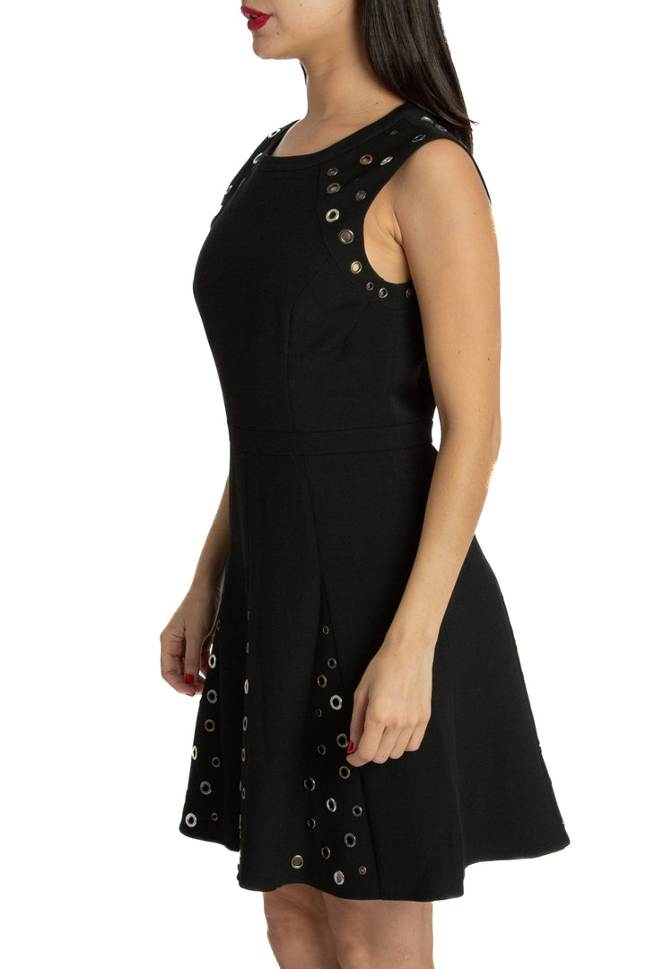 Vestido BCBG Maxazria negro, vista posterior – ClosetRehab