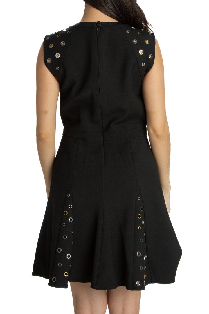 Vestido BCBG Maxazria negro, vista lateral – ClosetRehab