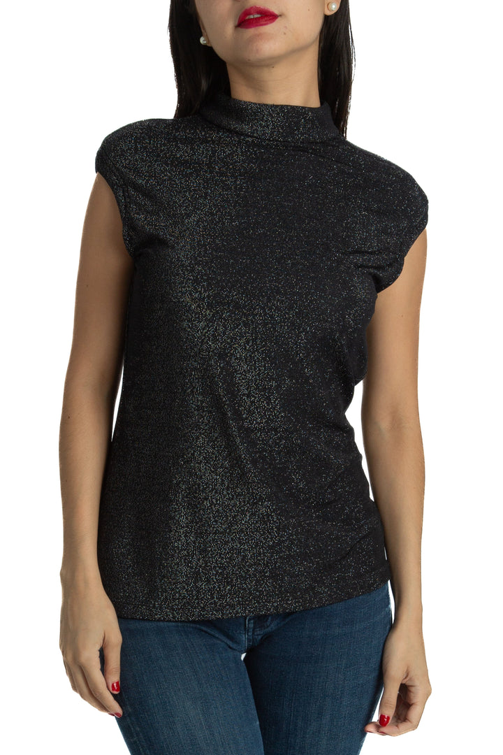 Blusa Julio negra con brillos de cuello alto, vista frontal