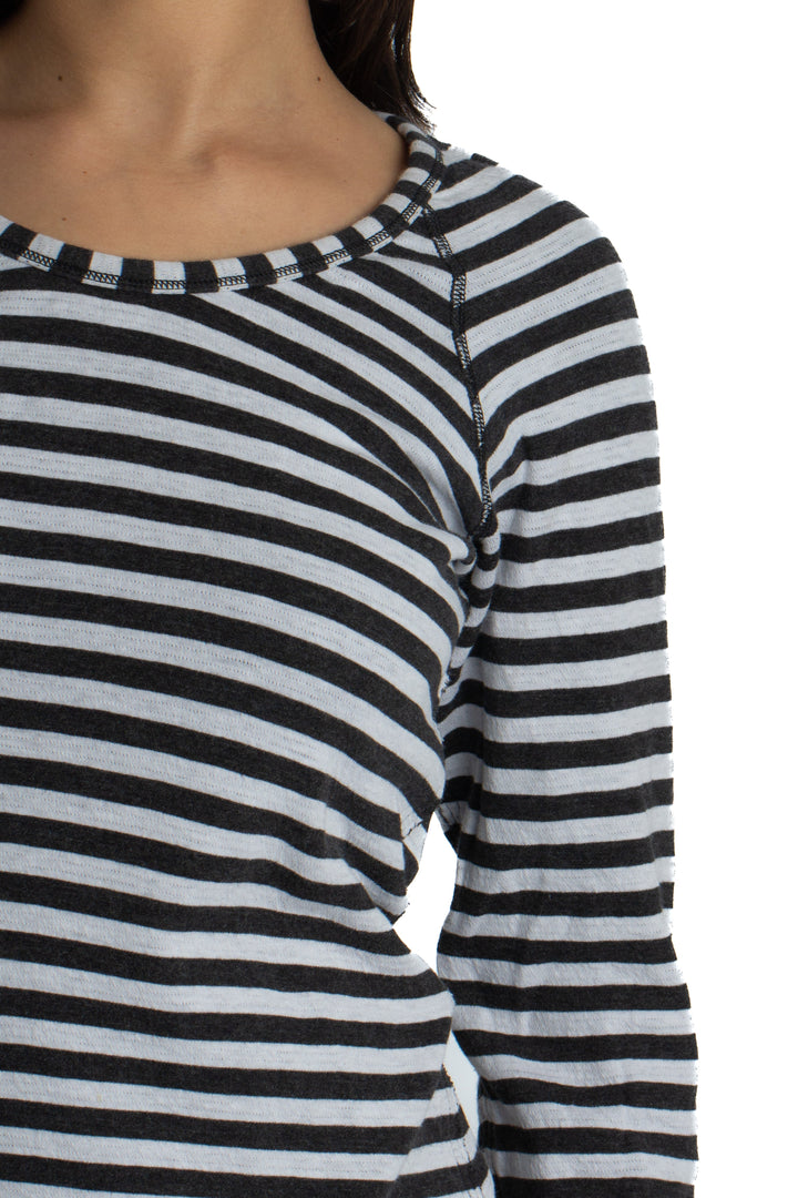 Blusa Lulu Lemon negro, detalle – ClosetRehab