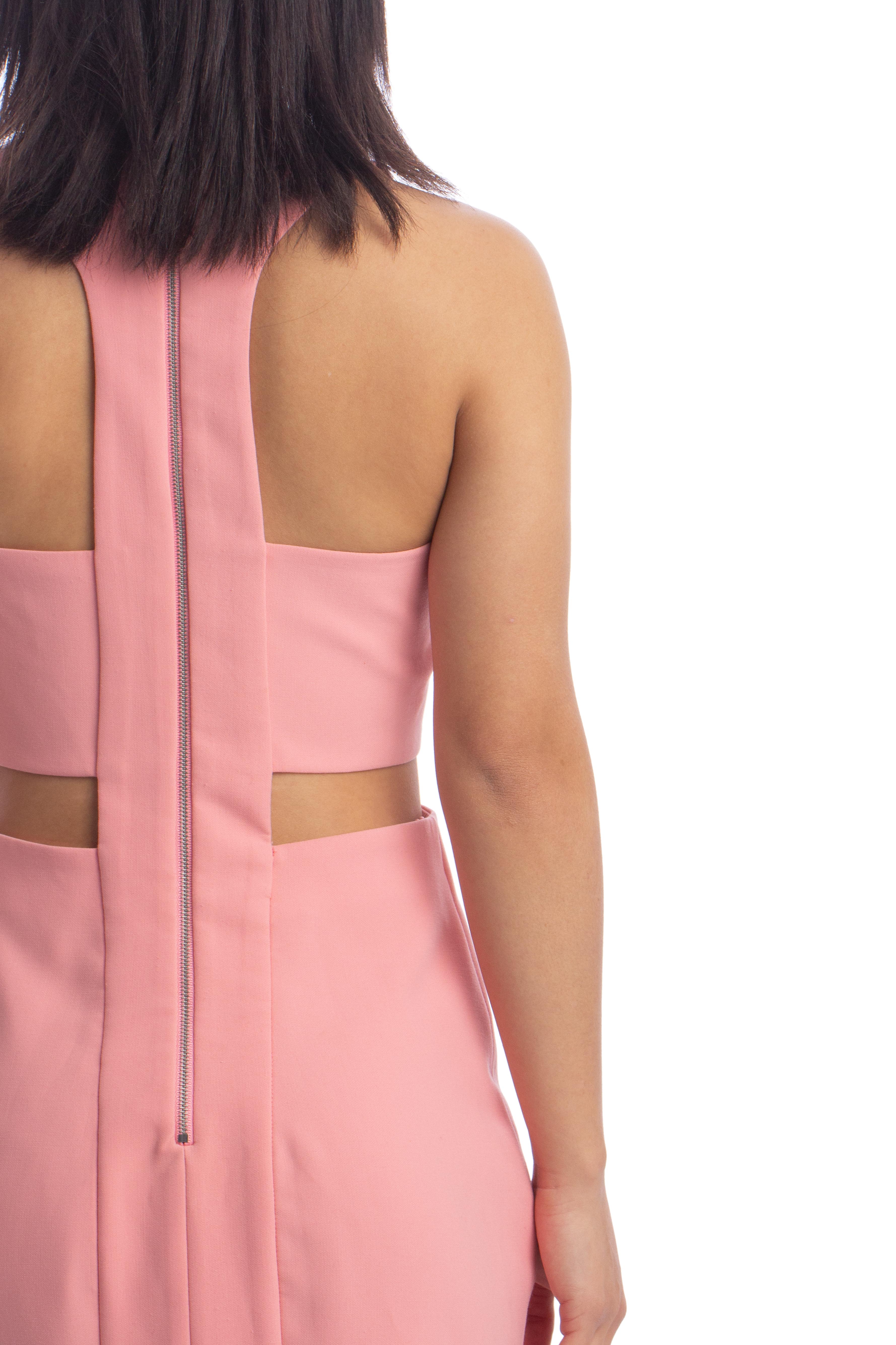 Elizabeth and James, Talla 6