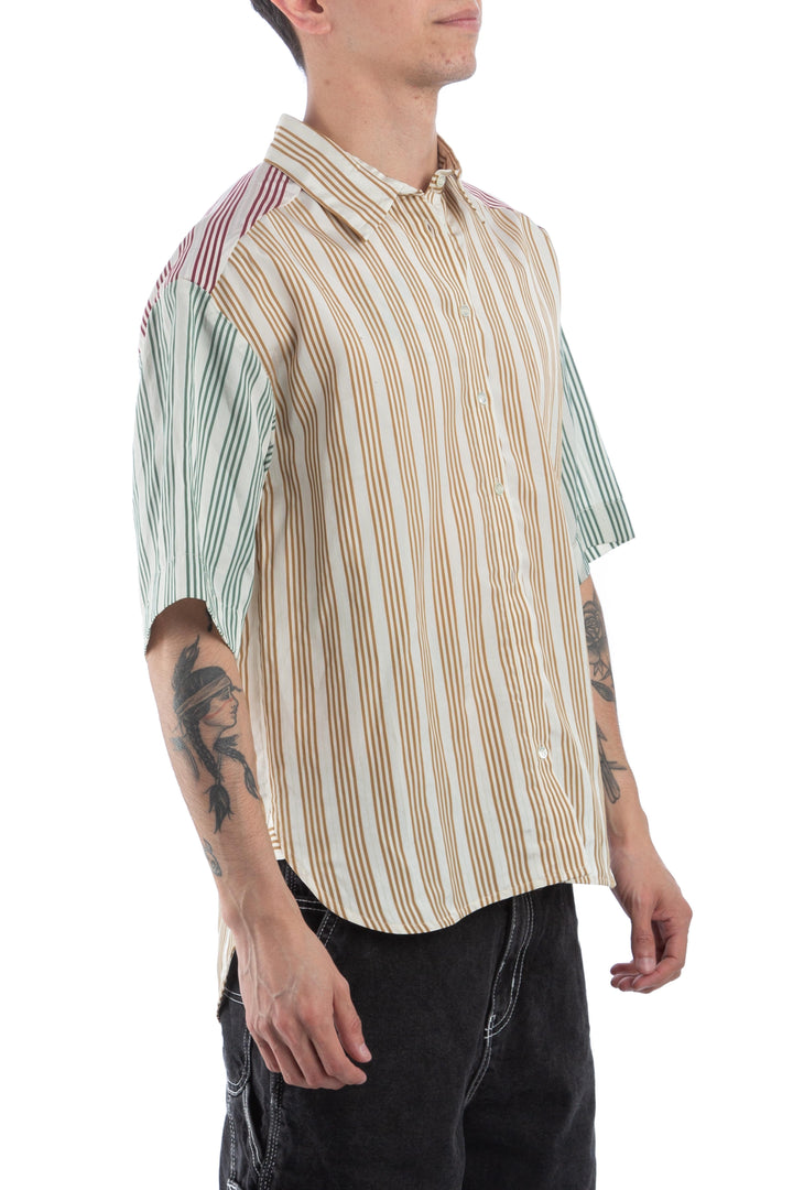 Camisa Sandro, vista posterior – ClosetRehab